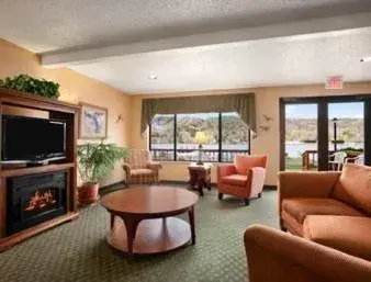 Lobby or reception in Super 8 by Wyndham Houghton Lobby or reception in Super 8 by Wyndham Houghton