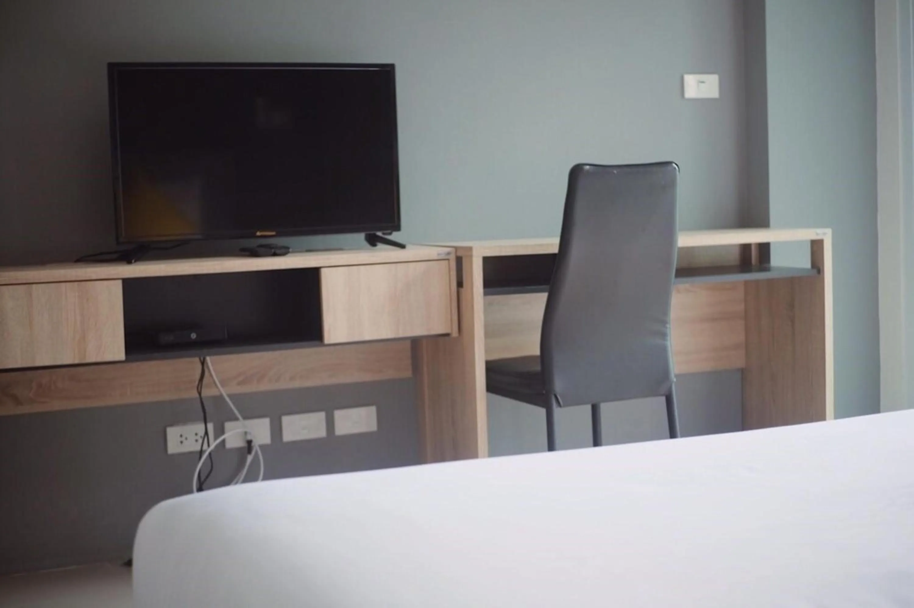 Bedroom, Bed in Big Buddha Hillside Hotel