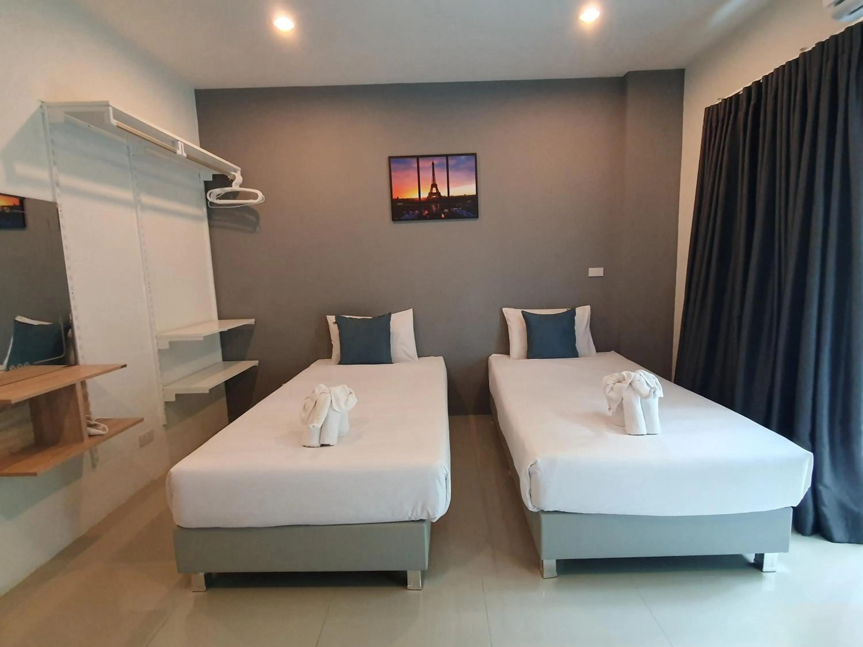 Bed in Big Buddha Hillside Hotel