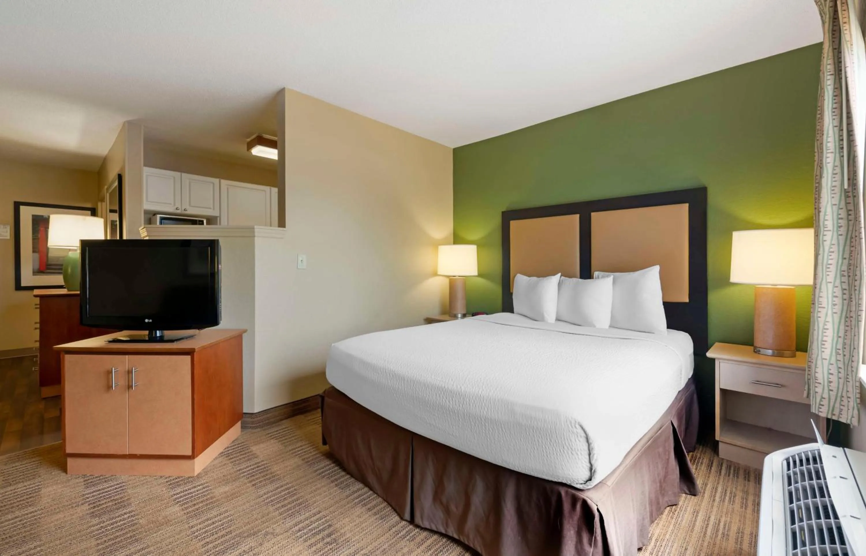 Bedroom, Bed in Extended Stay America Suites - Melbourne - Airport