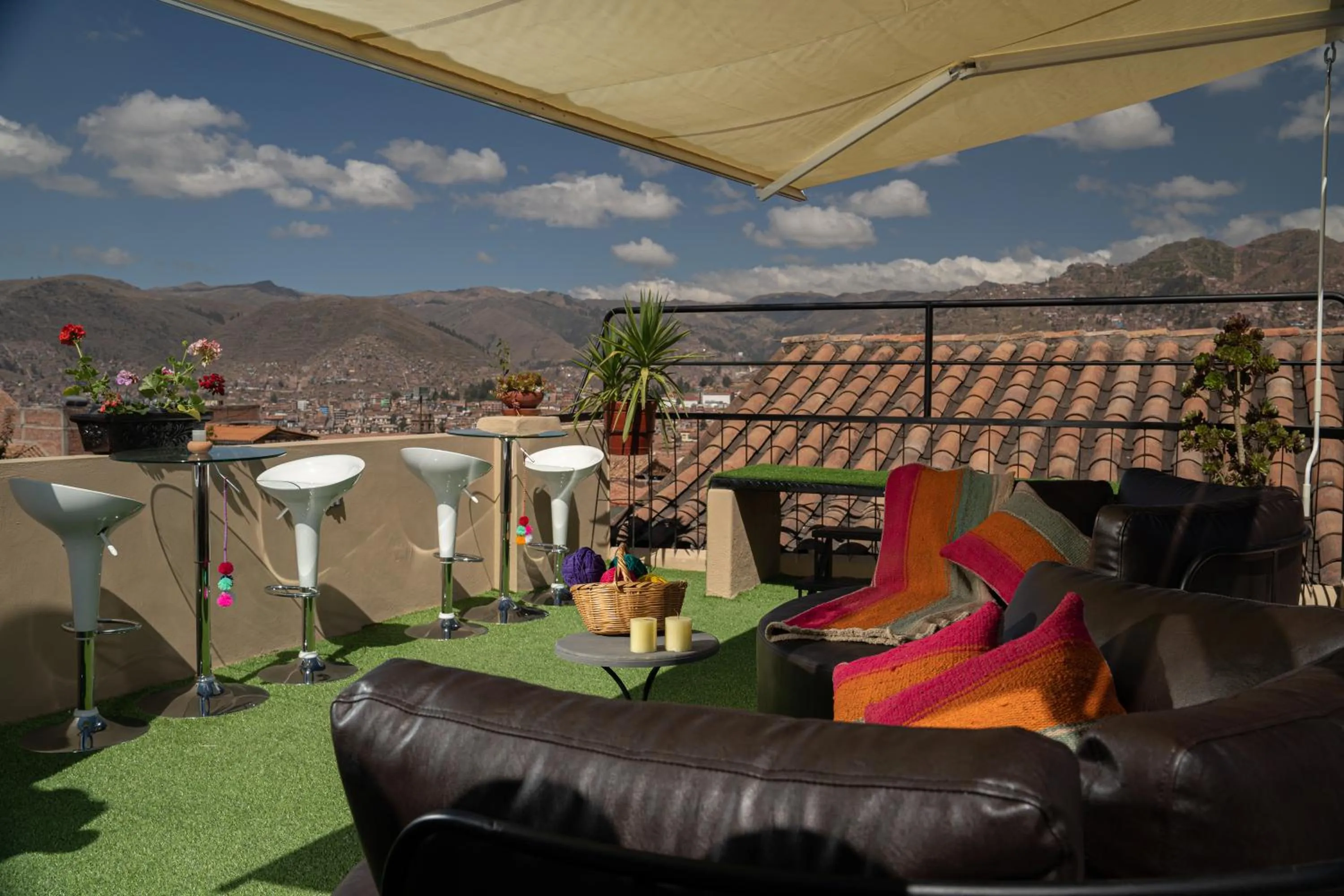 Mountain view in Home Garden Hotel