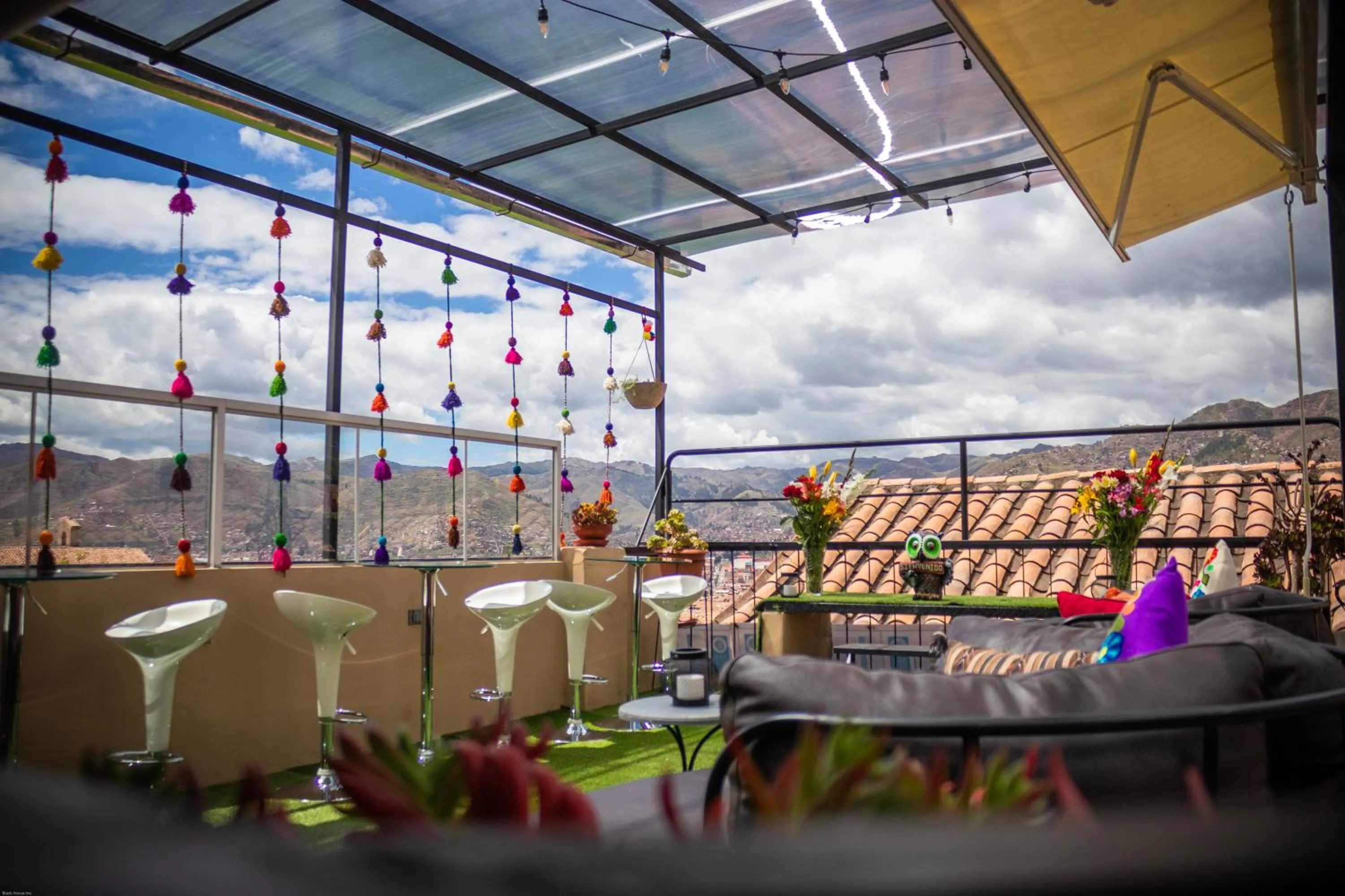 Restaurant/places to eat in Home Garden Hotel