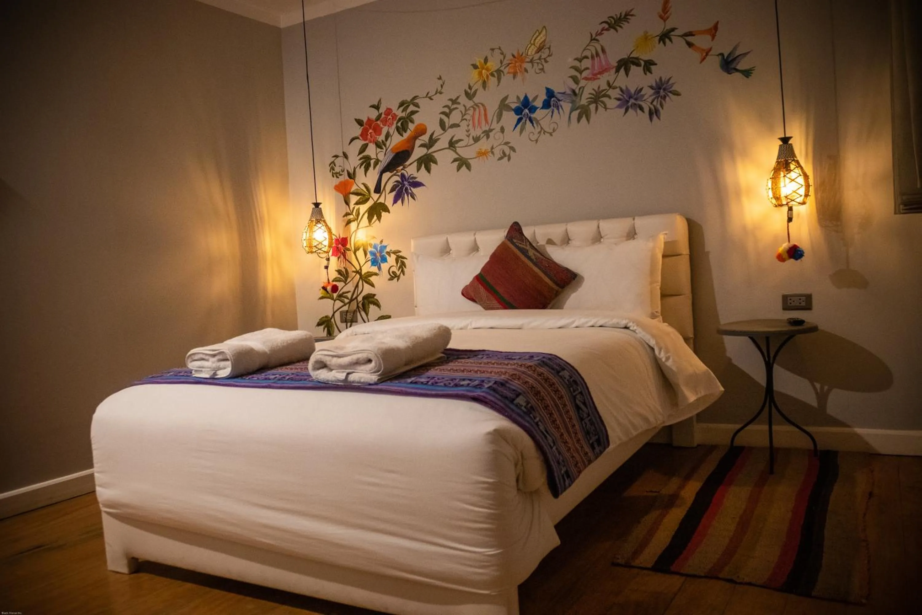 Staff, Bed in Home Garden Hotel