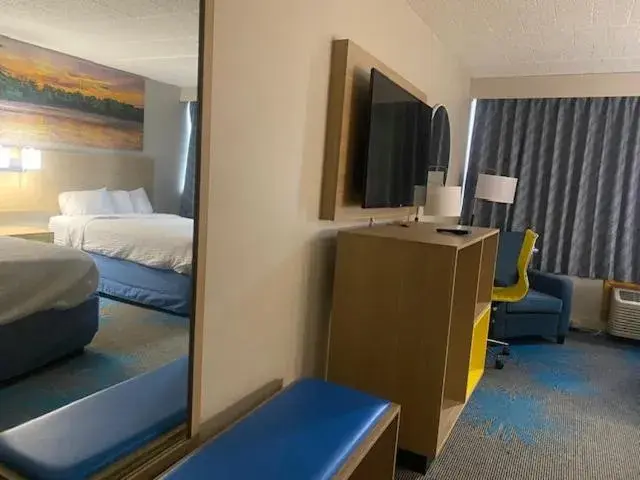 Bed in Days Inn by Wyndham Scranton PA Bed in Days Inn by Wyndham Scranton PA