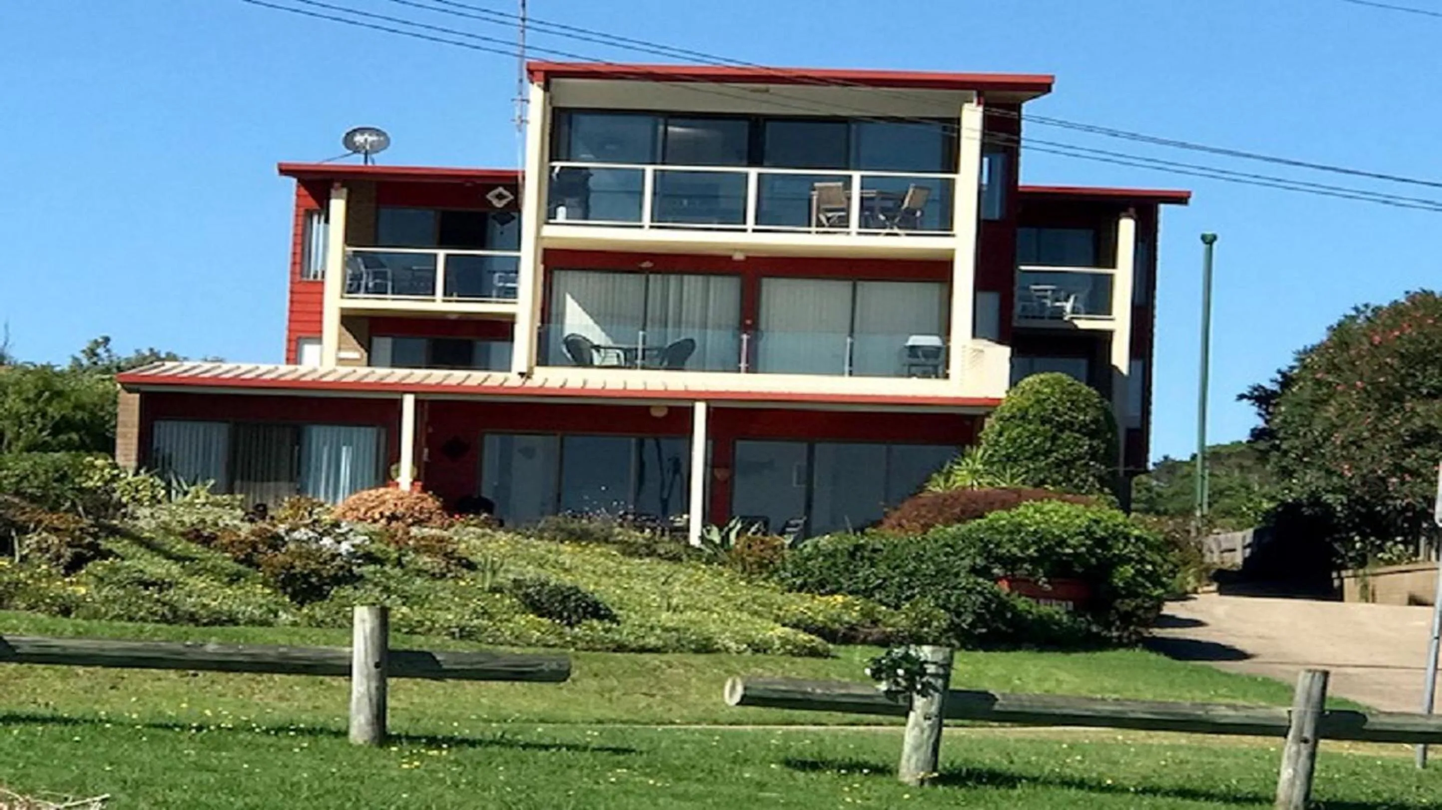 Property building in Penthouse Apartment - Amazing Views, Location & Luxury