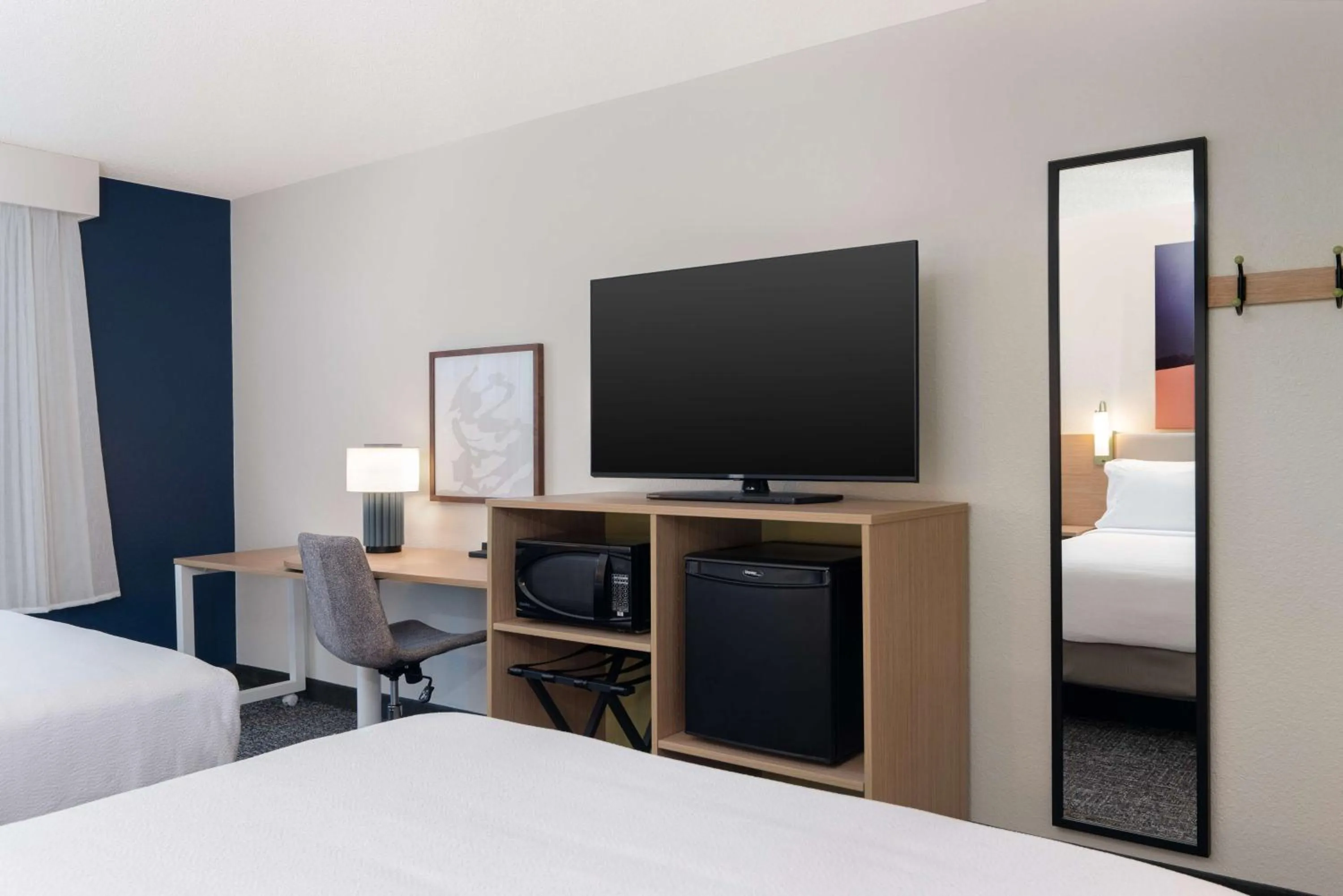 Bedroom, Bed in Spark by Hilton Summerville