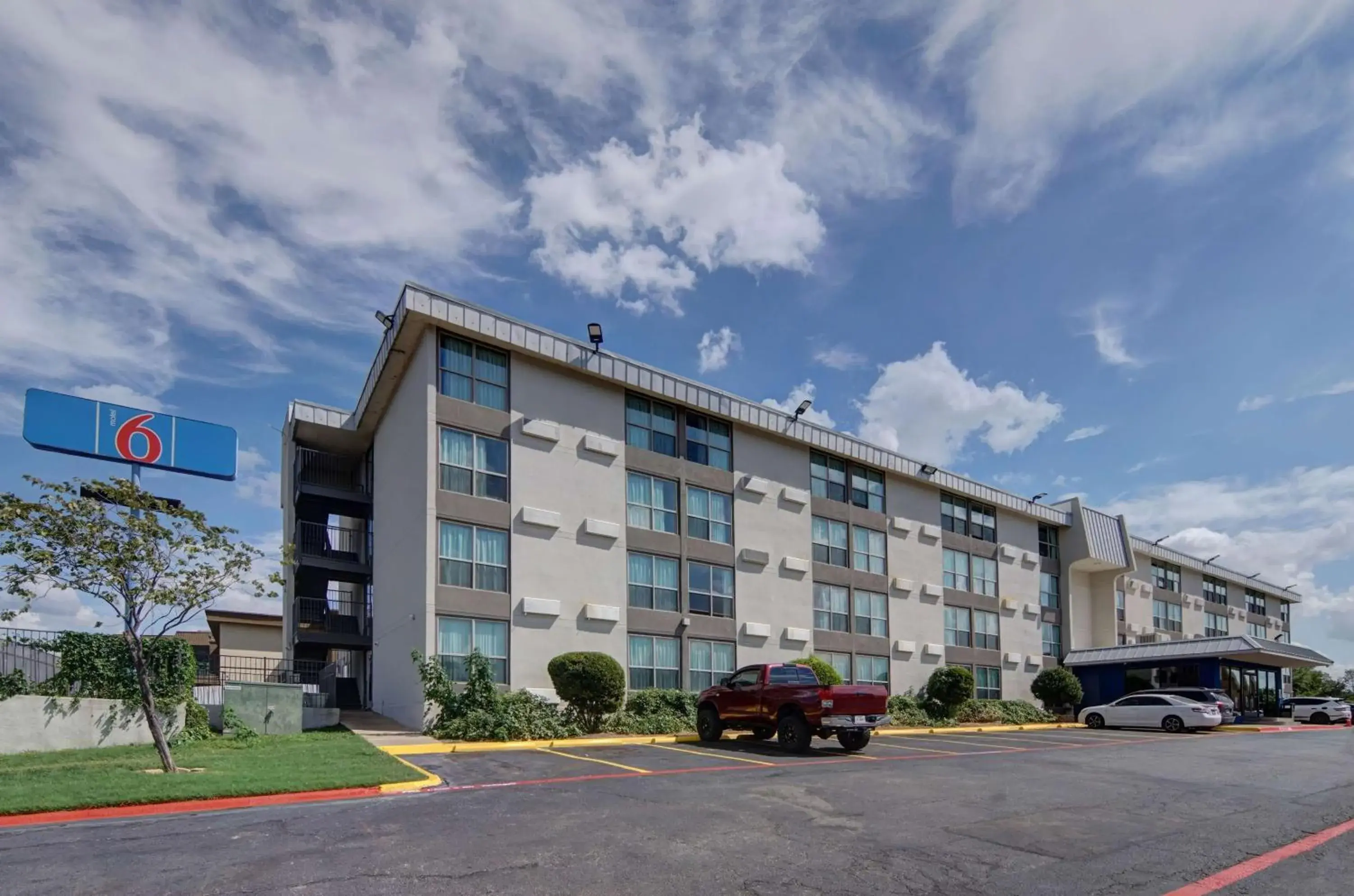 Motel 6-Fort Worth, TX - Downtown East Motel 6-Fort Worth, TX - Downtown East