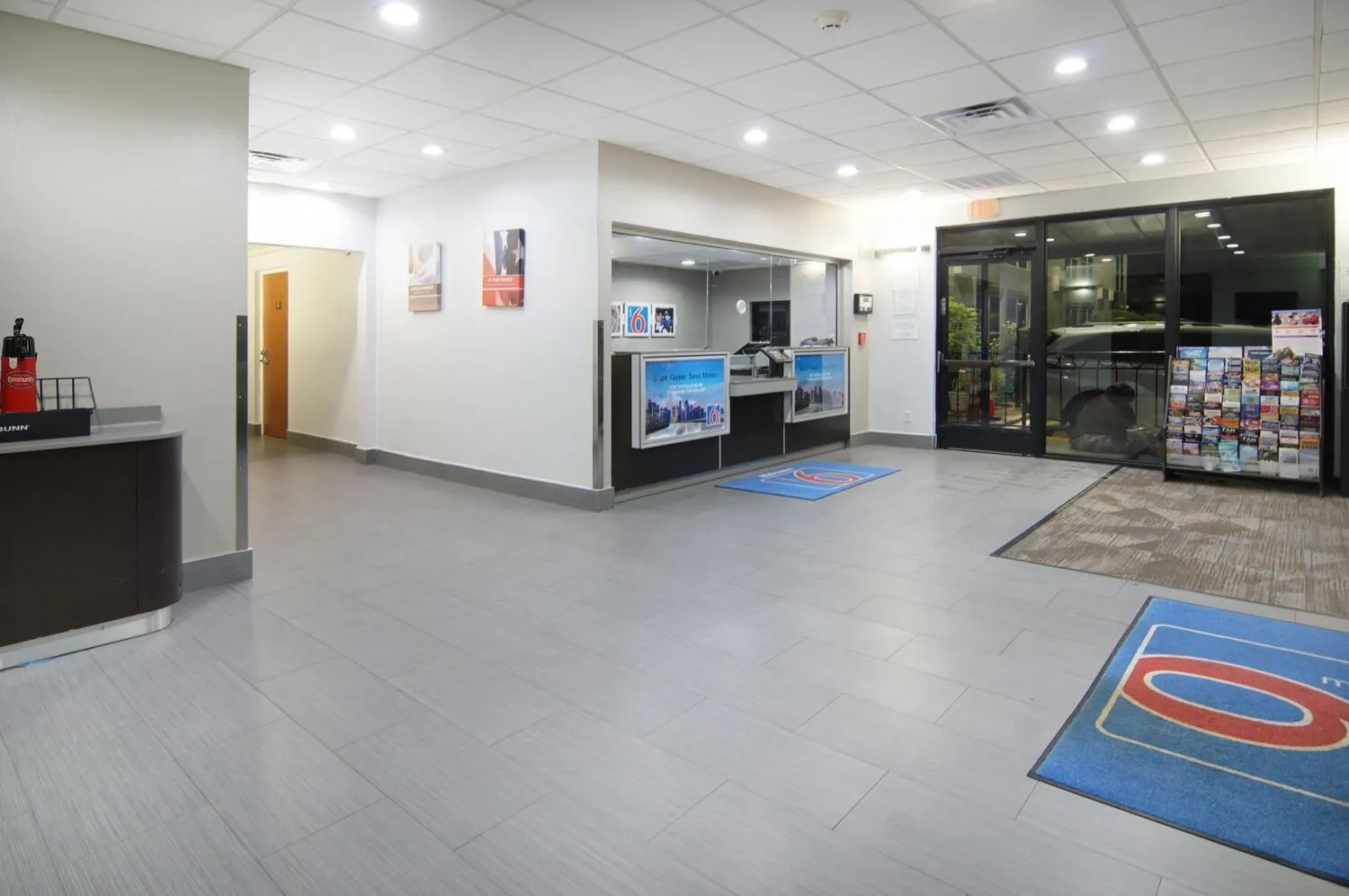 Lobby or reception in Motel 6-Fort Worth, TX - Downtown East