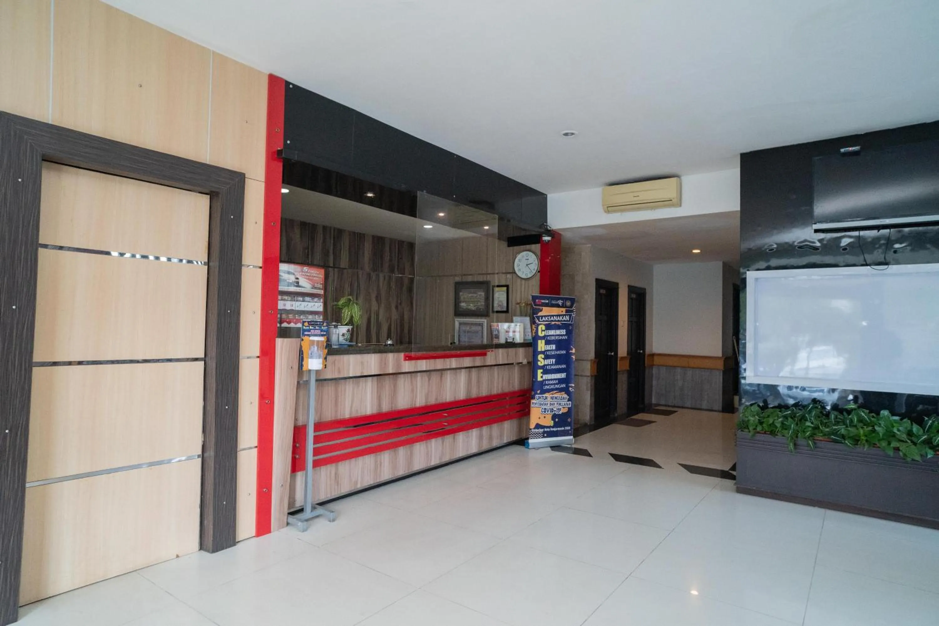 RedDoorz Plus near UIN Banjarmasin