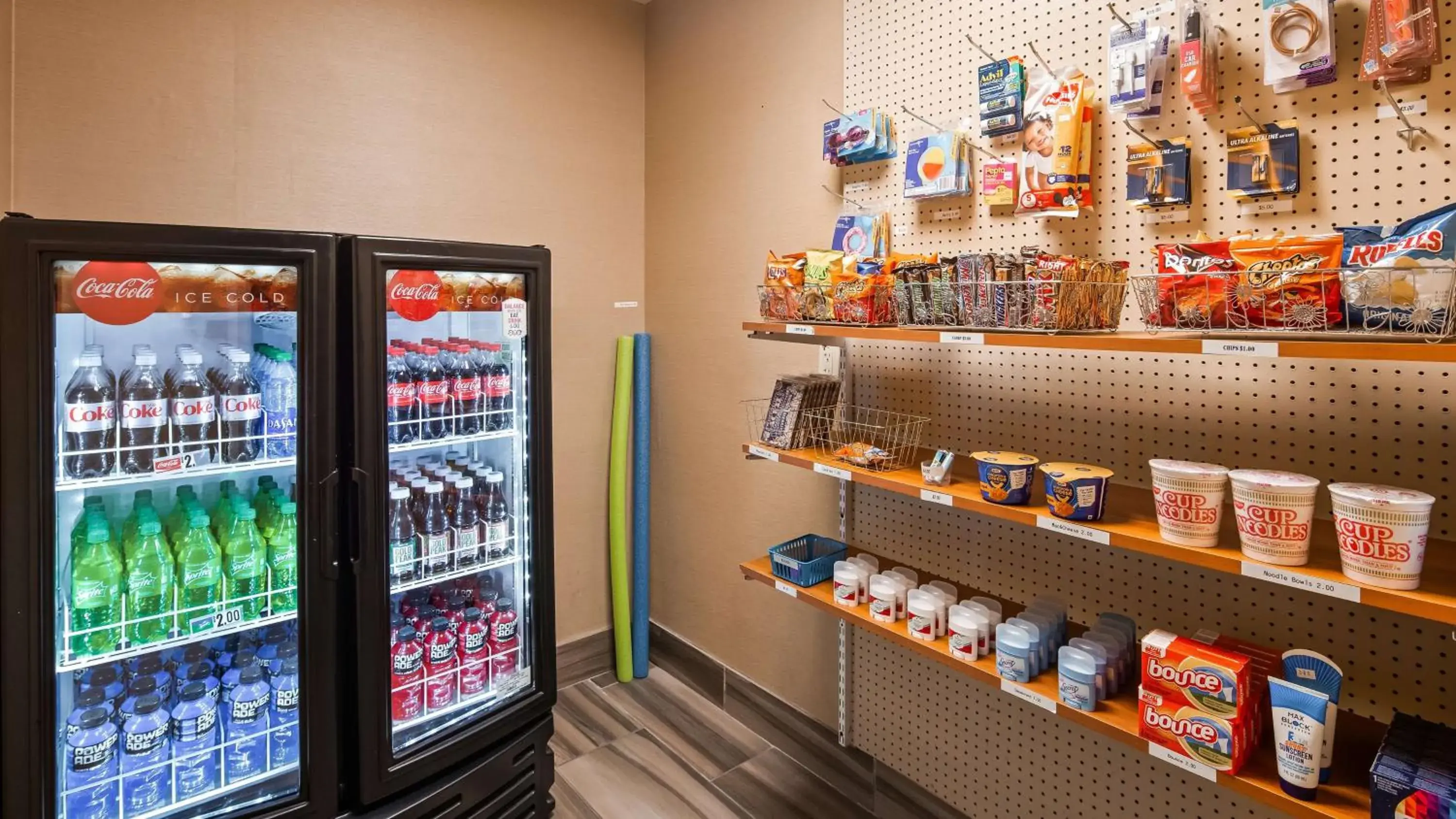 Property building in Best Western Plus Peoria Property building in Best Western Plus Peoria