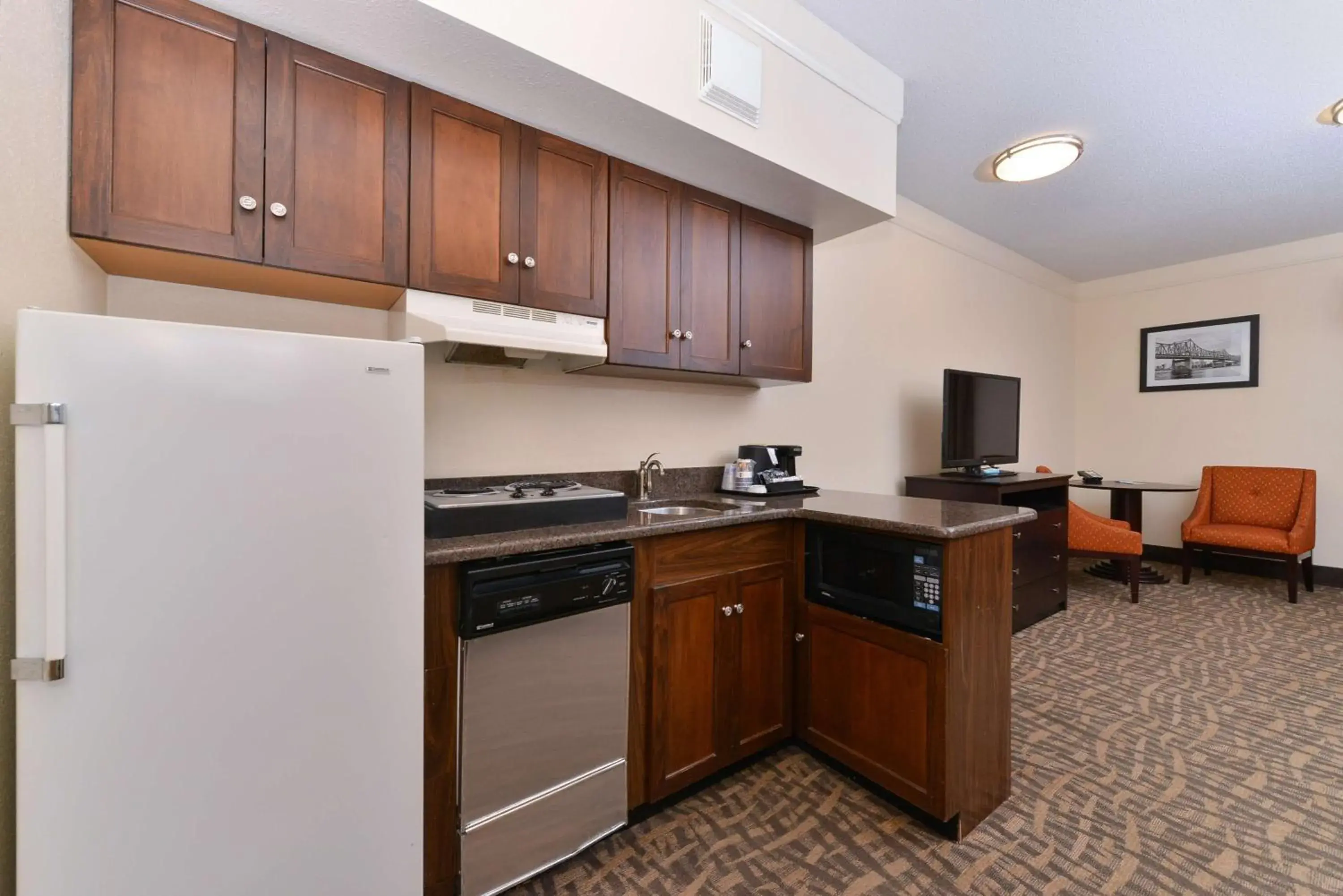 Queen Suite with Kitchenette - Non Smoking in Best Western Plus Peoria Queen Suite with Kitchenette - Non Smoking in Best Western Plus Peoria