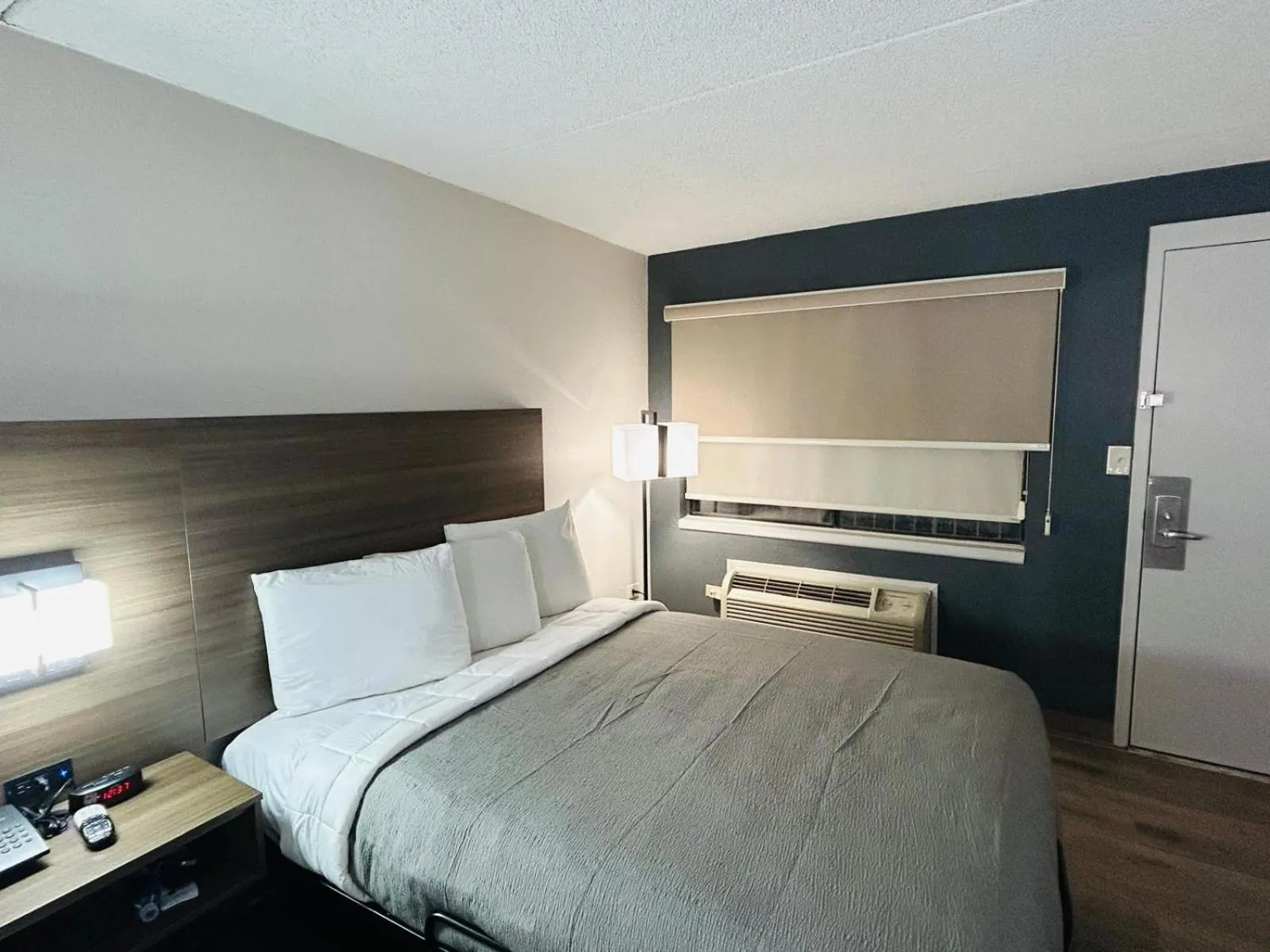 Queen Room with Tub - Disability Access/Non Smoking/Ground floor in Quality Inn Odessa near University