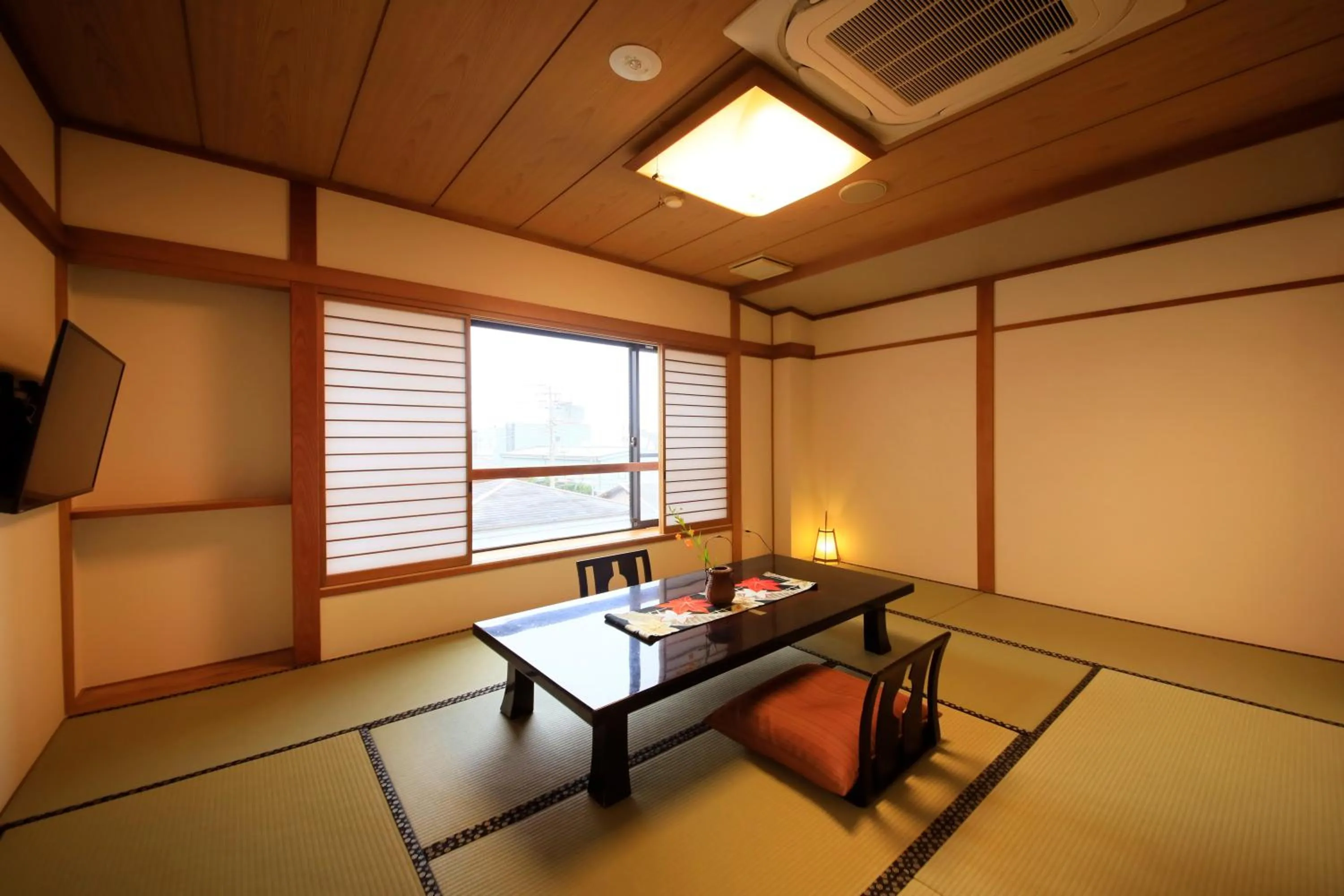 Photo of the whole room in Yururi Nishiizu