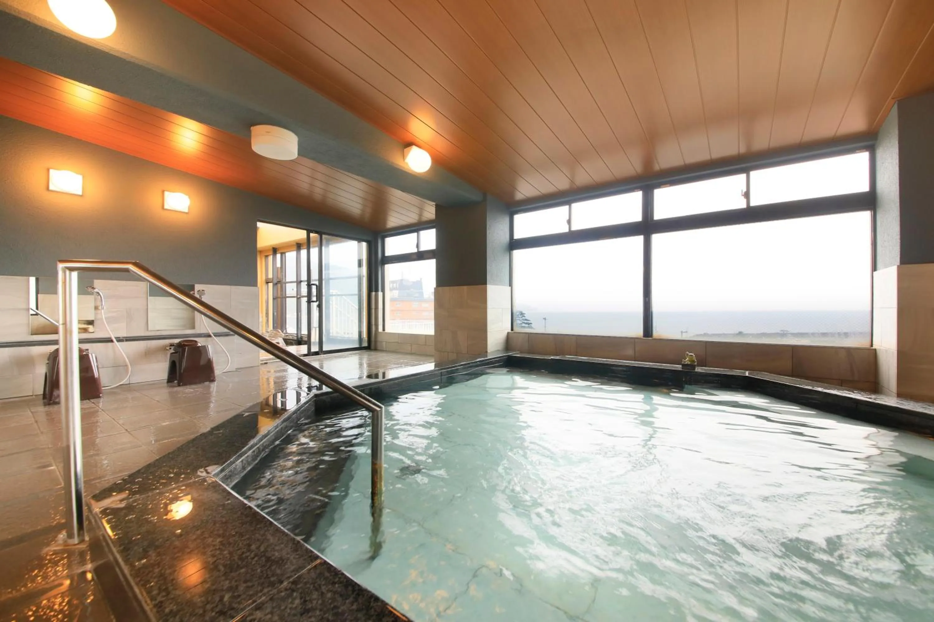 Hot Spring Bath in Yururi Nishiizu