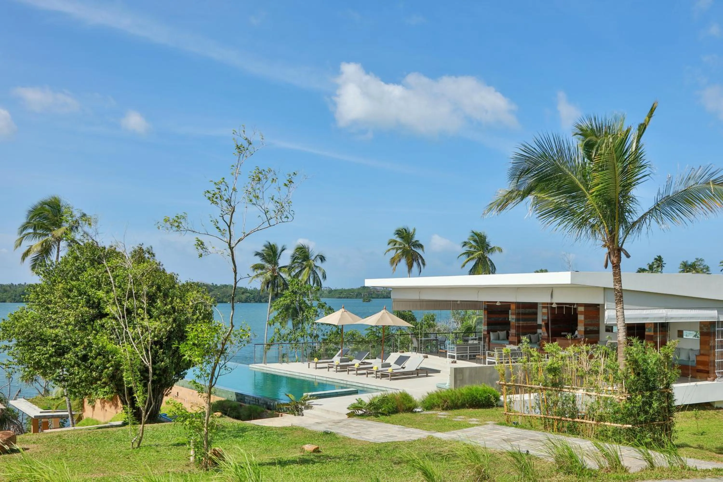 Property building in Tri Ahangama