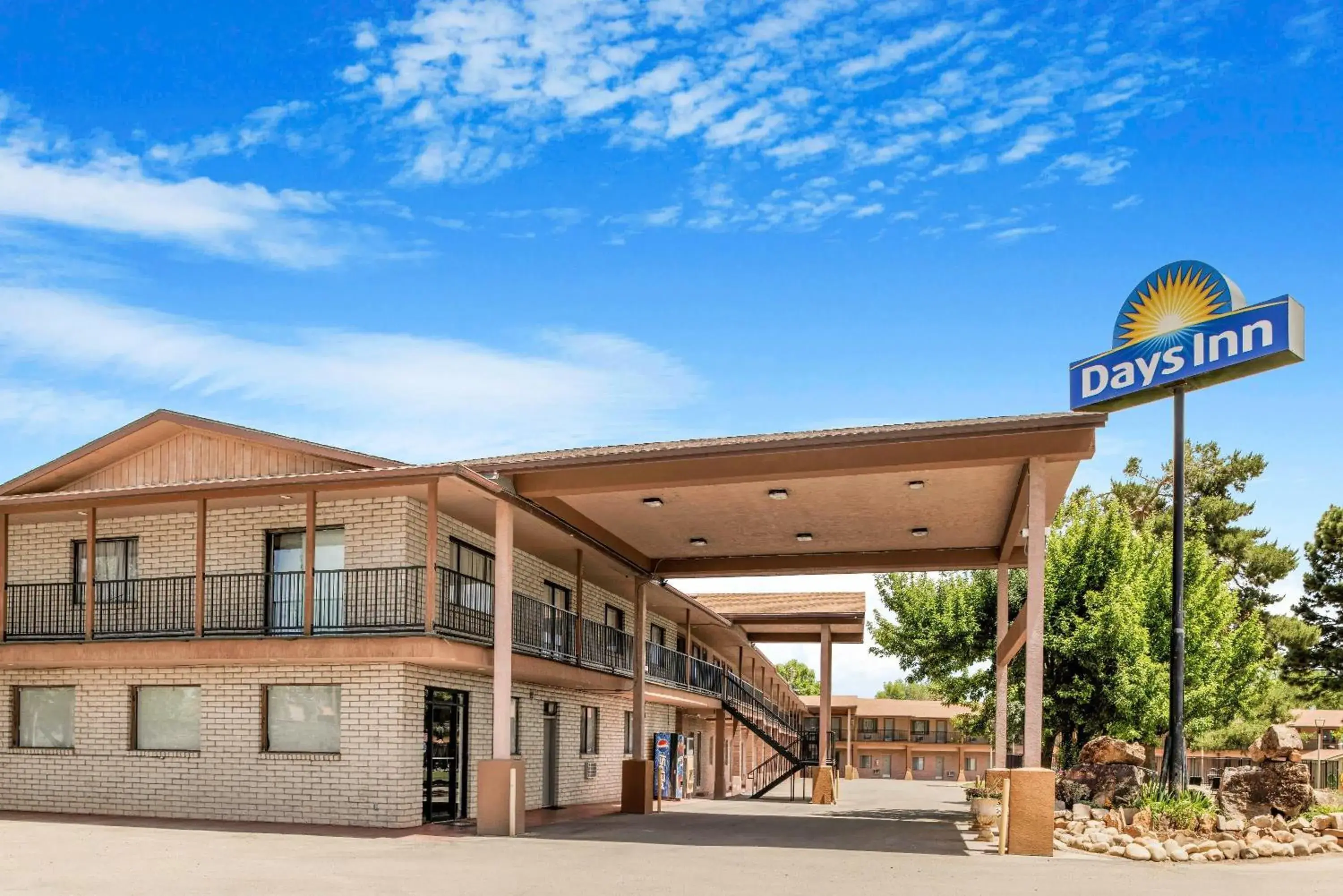Property building in Days Inn by Wyndham Cortez Property building in Days Inn by Wyndham Cortez