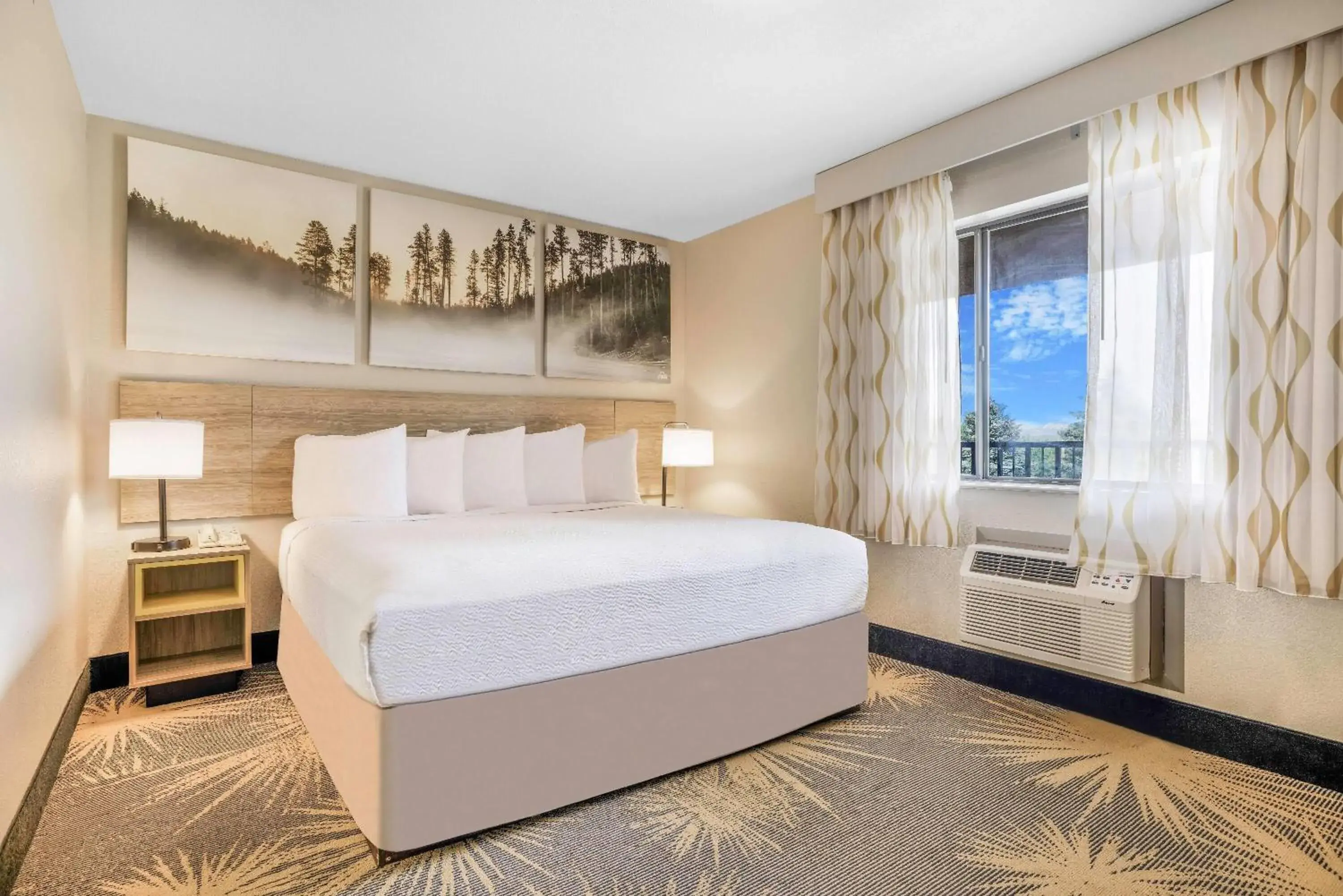 Bed in Days Inn by Wyndham Cortez Bed in Days Inn by Wyndham Cortez