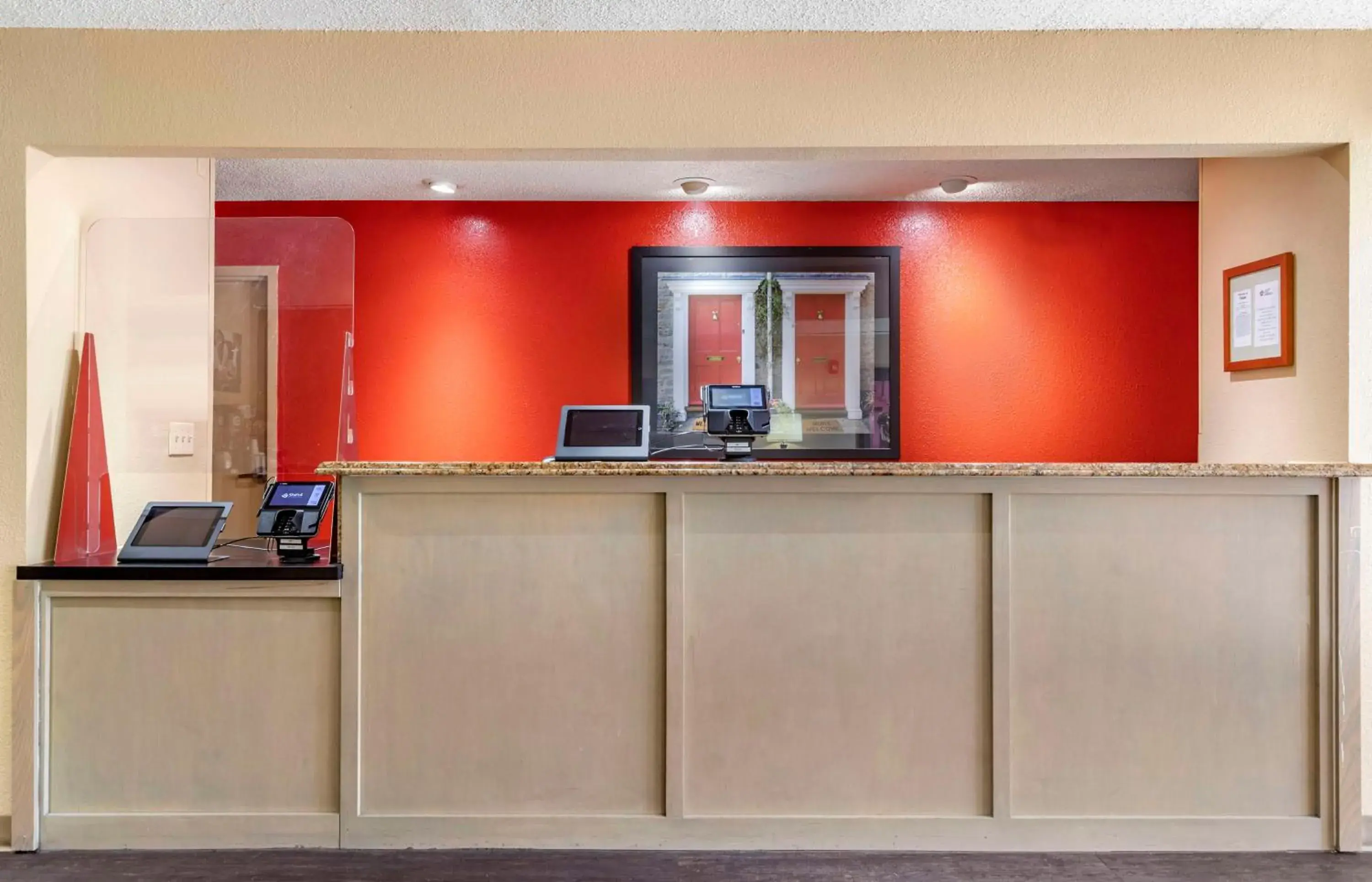 Lobby or reception in Extended Stay America Suites - San Antonio - Colonnade - Medical Lobby or reception in Extended Stay America Suites - San Antonio - Colonnade - Medical