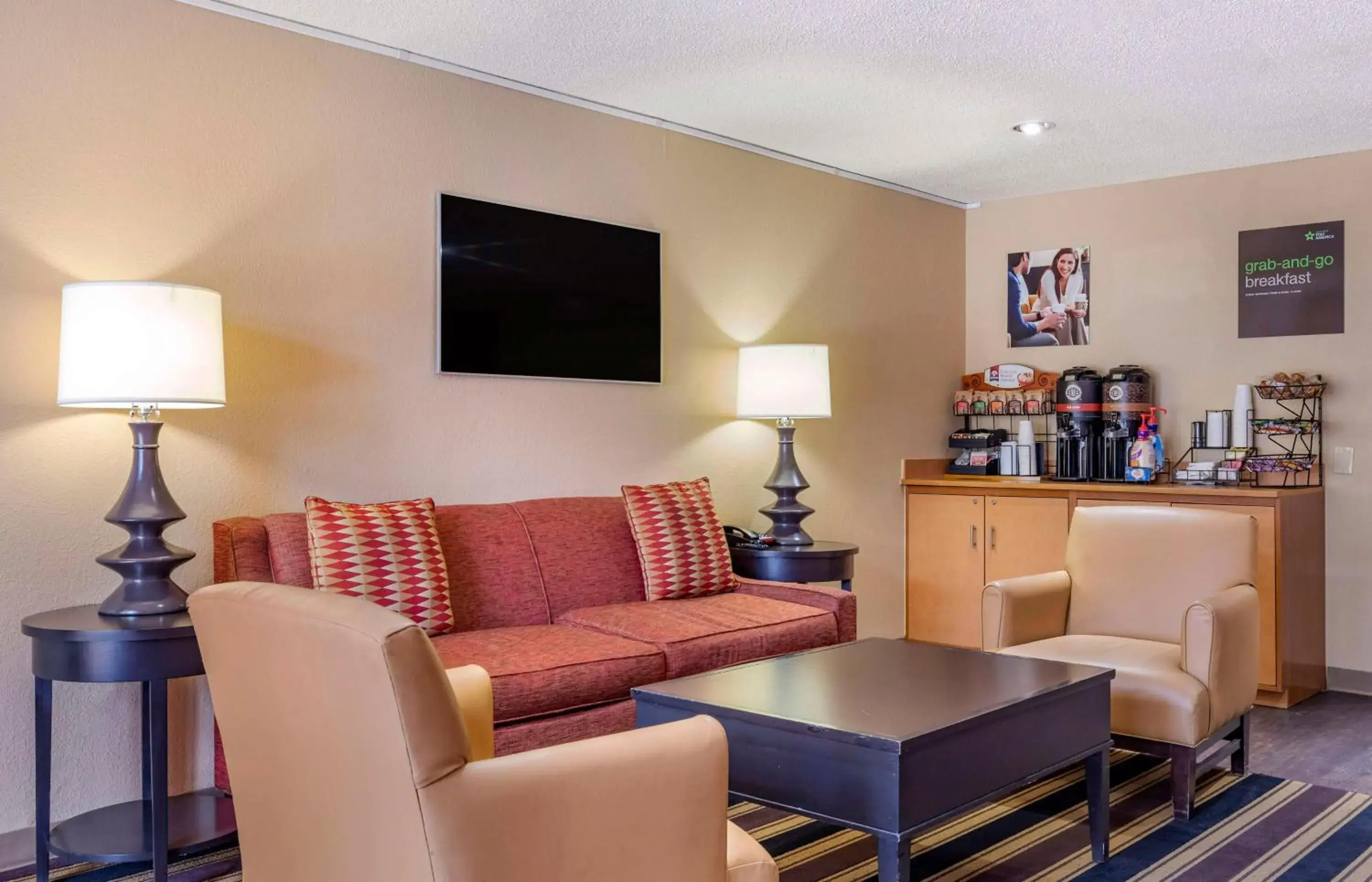 Lobby or reception in Extended Stay America Suites - San Antonio - Colonnade - Medical Lobby or reception in Extended Stay America Suites - San Antonio - Colonnade - Medical