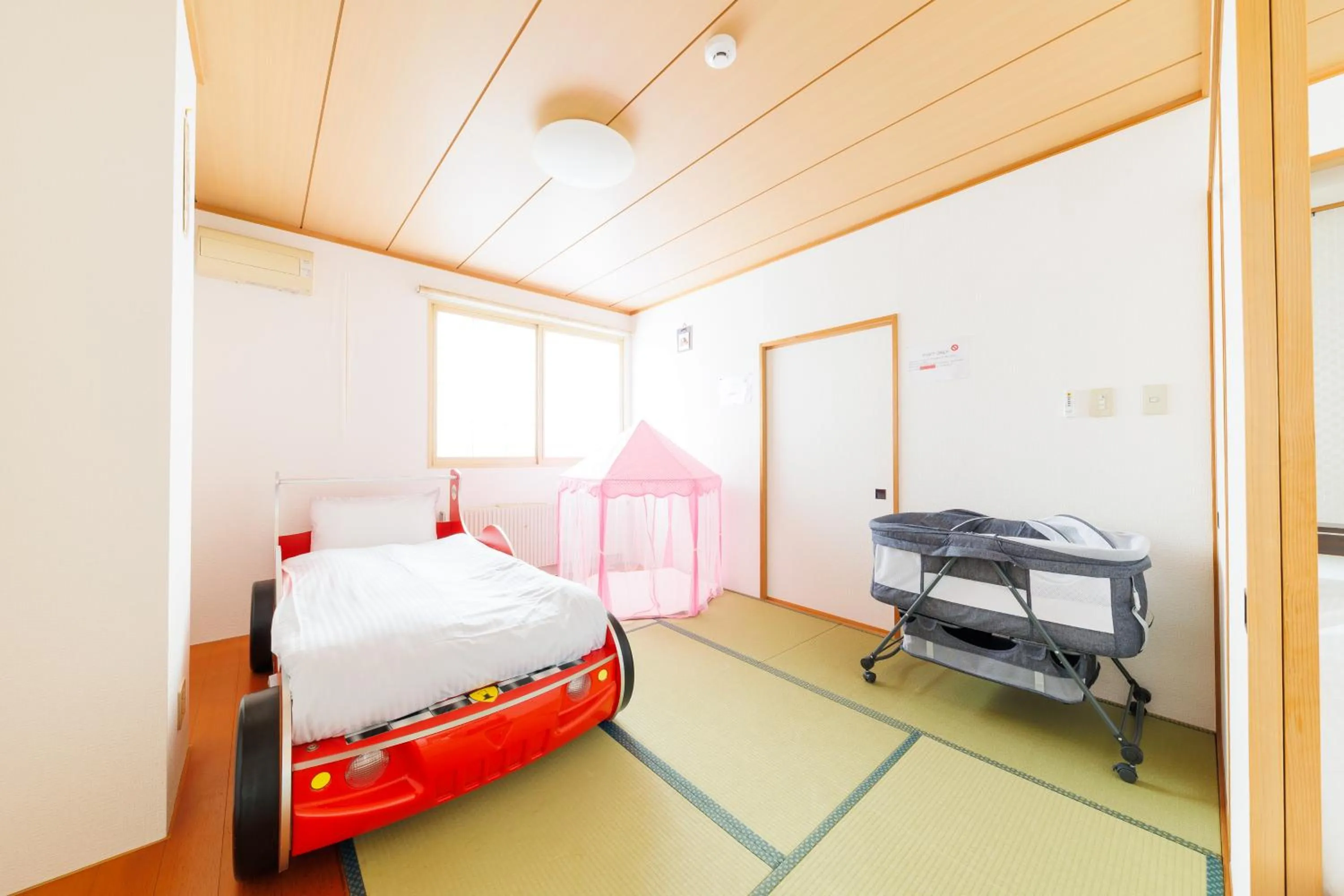 Bedroom, Bed in STAY IN OTARU