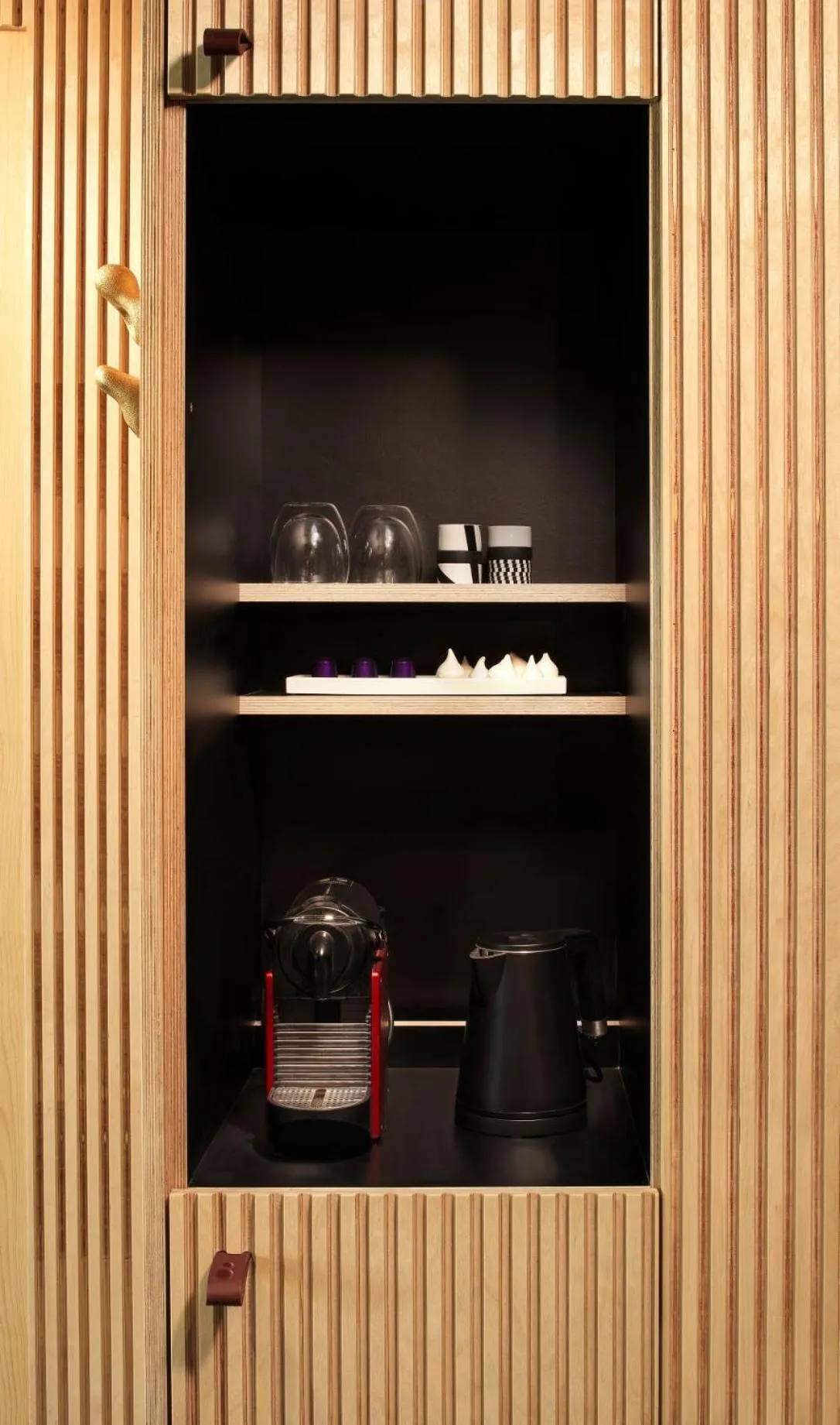 Coffee/tea facilities in Hôtel MiL8