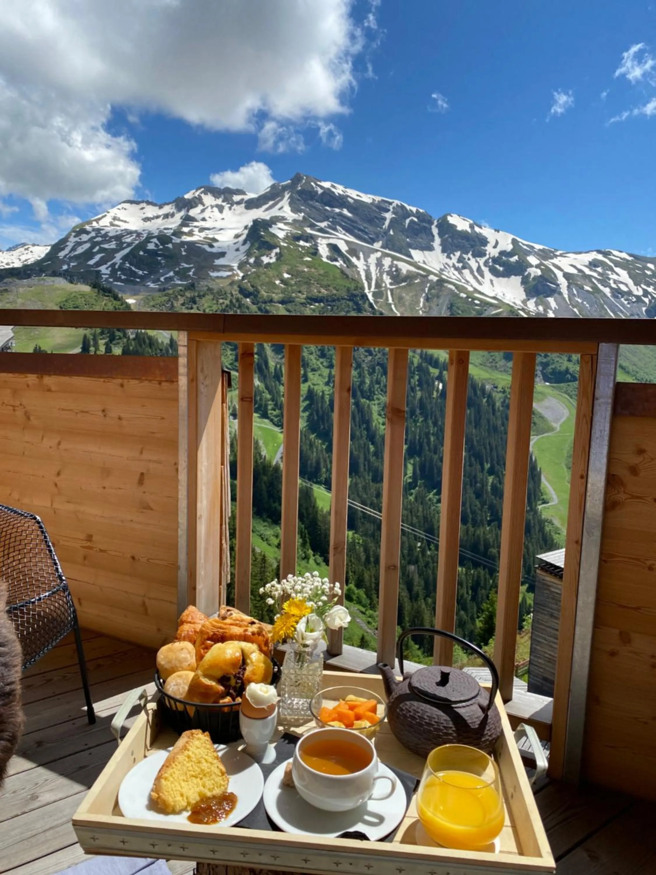 Mountain view in Hôtel MiL8