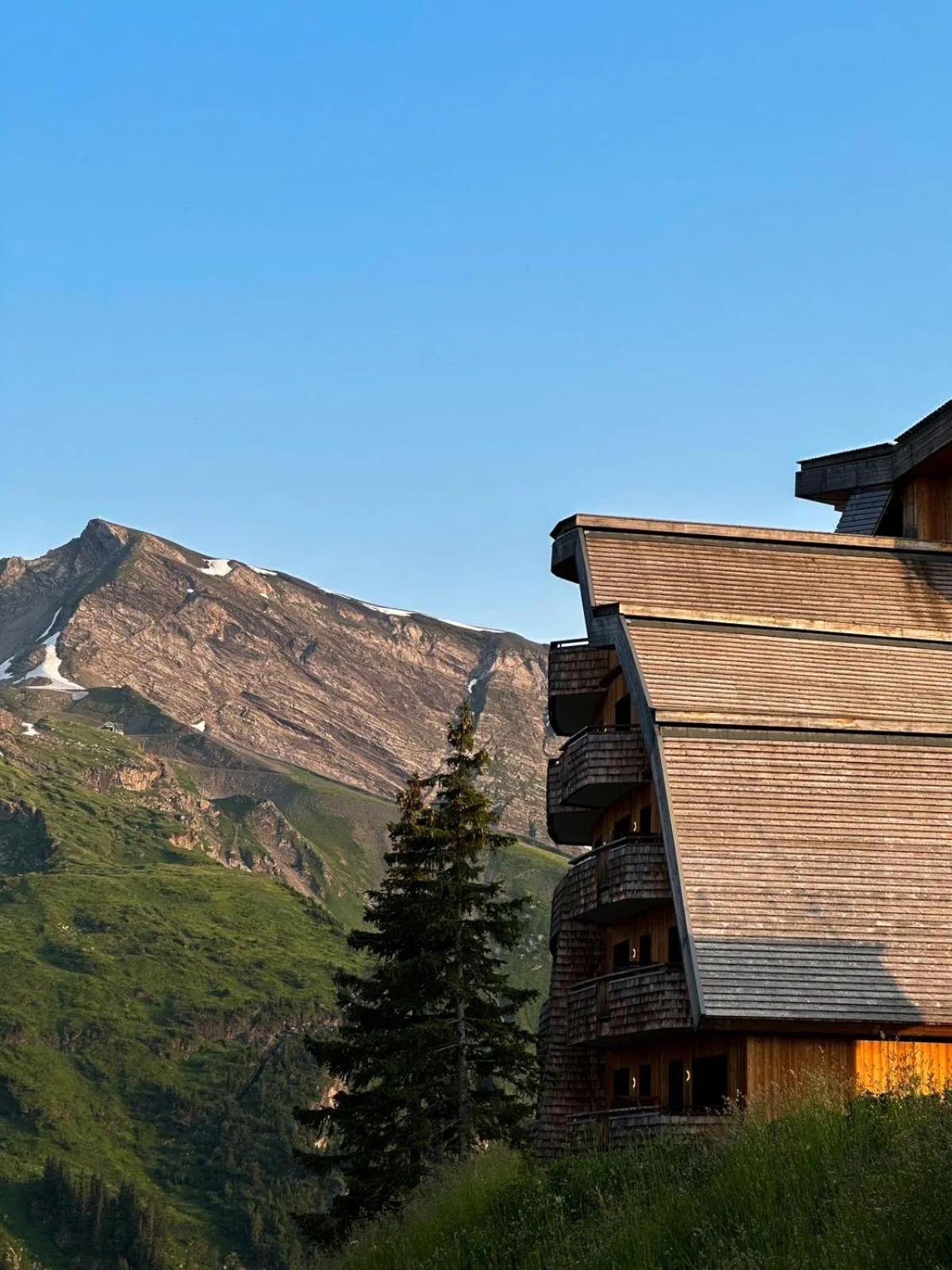 Property building in Hôtel MiL8