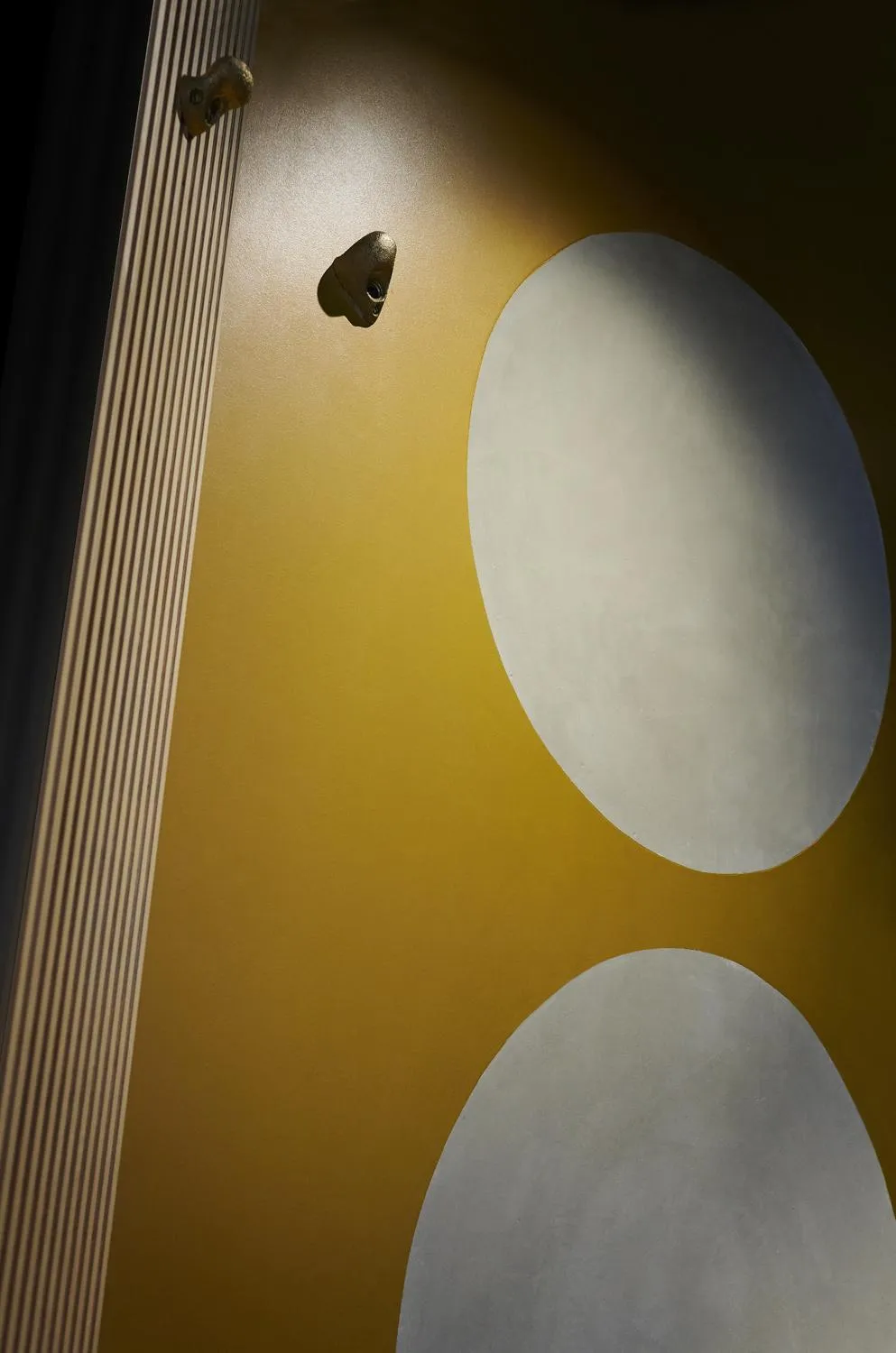 Decorative detail in Hôtel MiL8