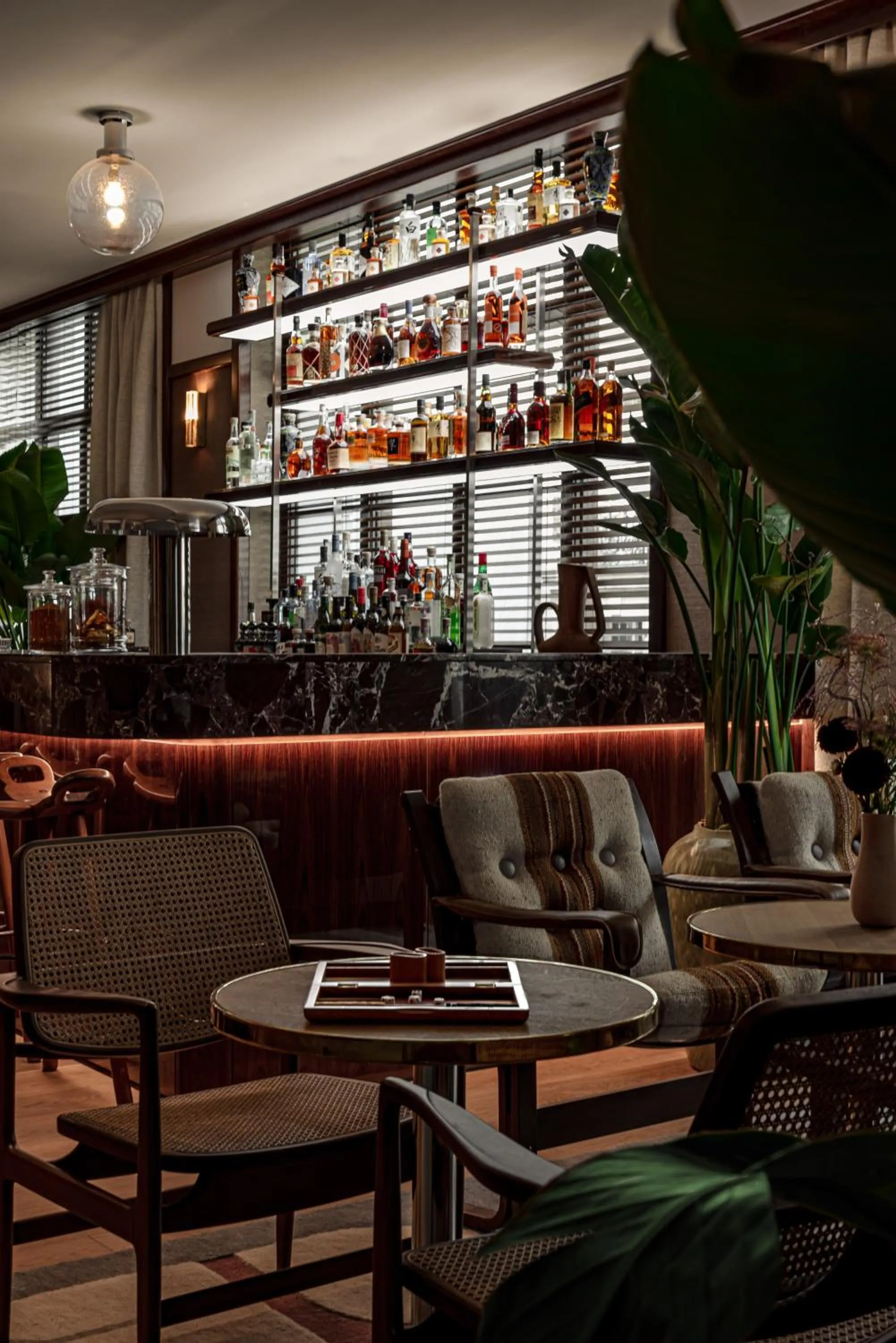 Lounge or bar in Norman Paris Hôtel & Spa