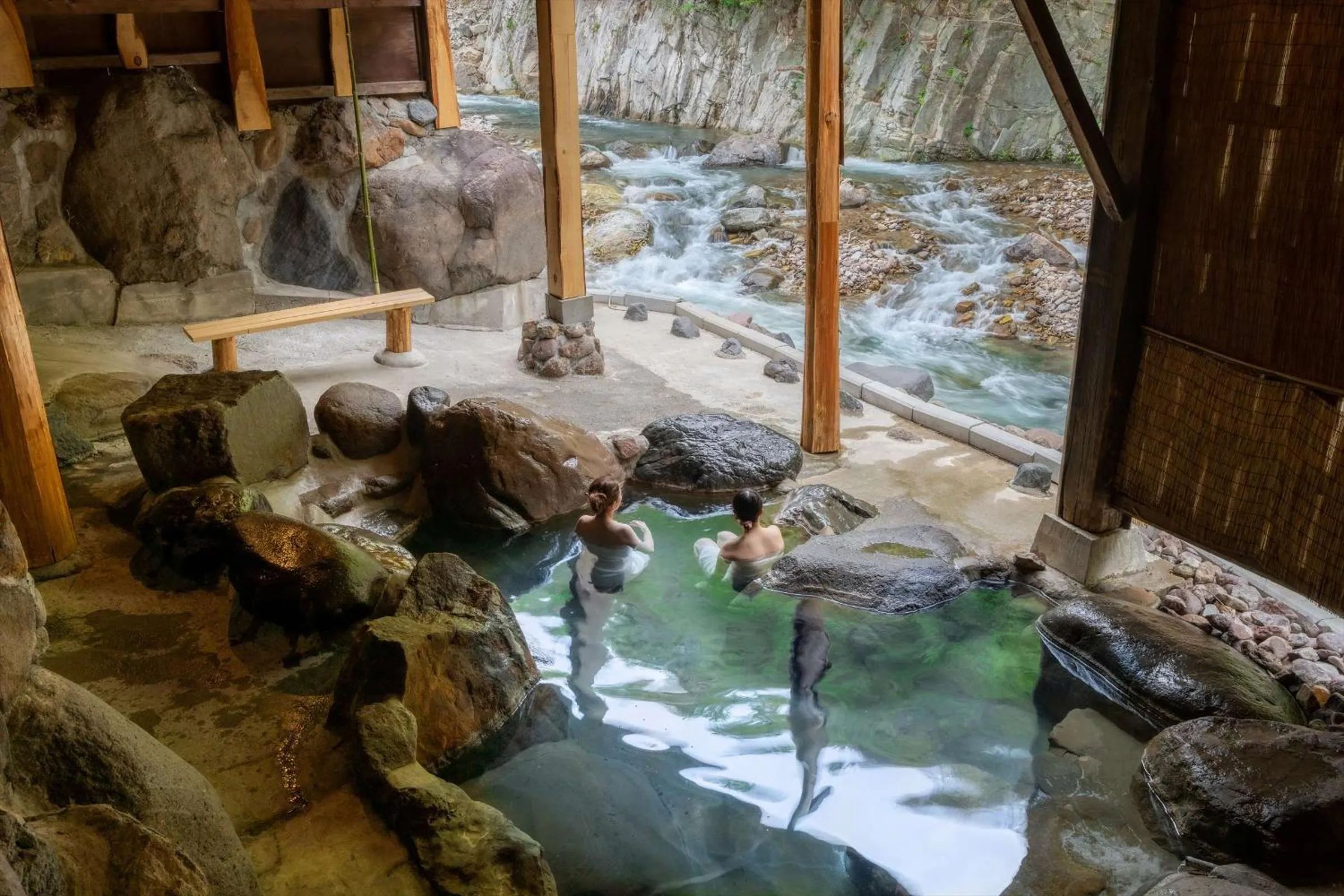 Hot Spring Bath in Nikko Nationalpark Kawamata Onsen KURA
