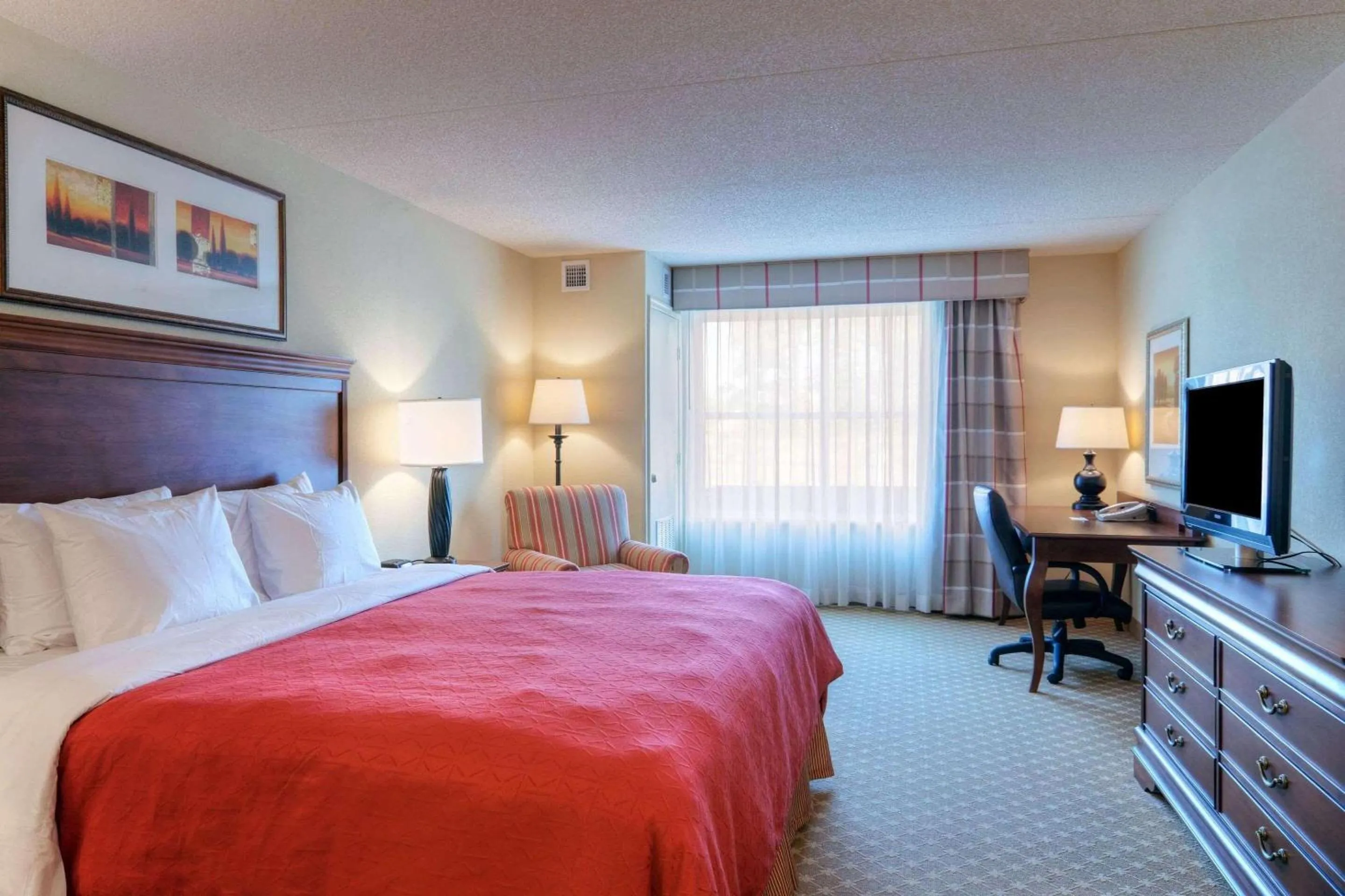 Bedroom, Bed in Country Inn & Suites by Radisson, Fredericksburg, VA