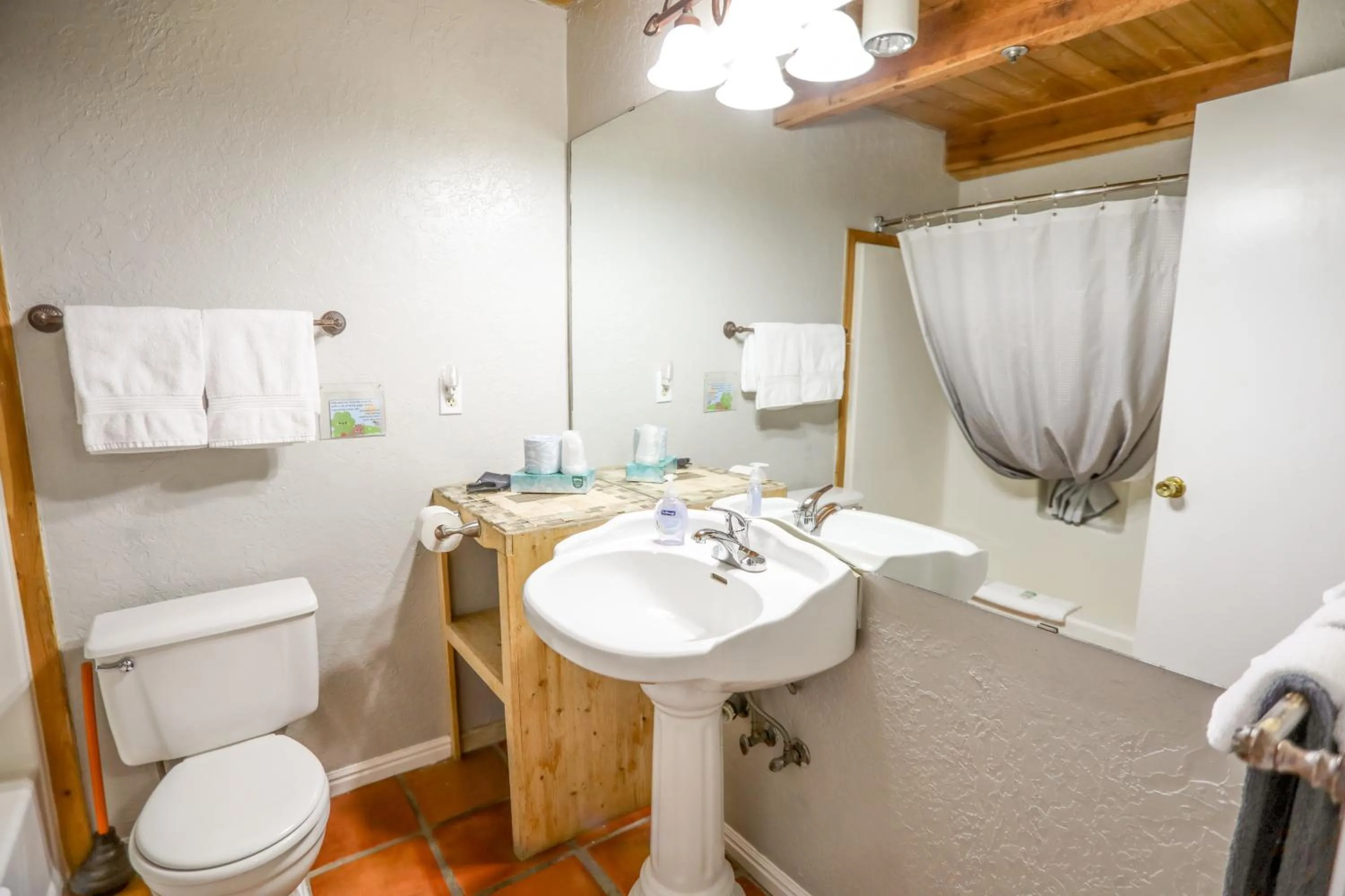 The Boulder Creek Lodge