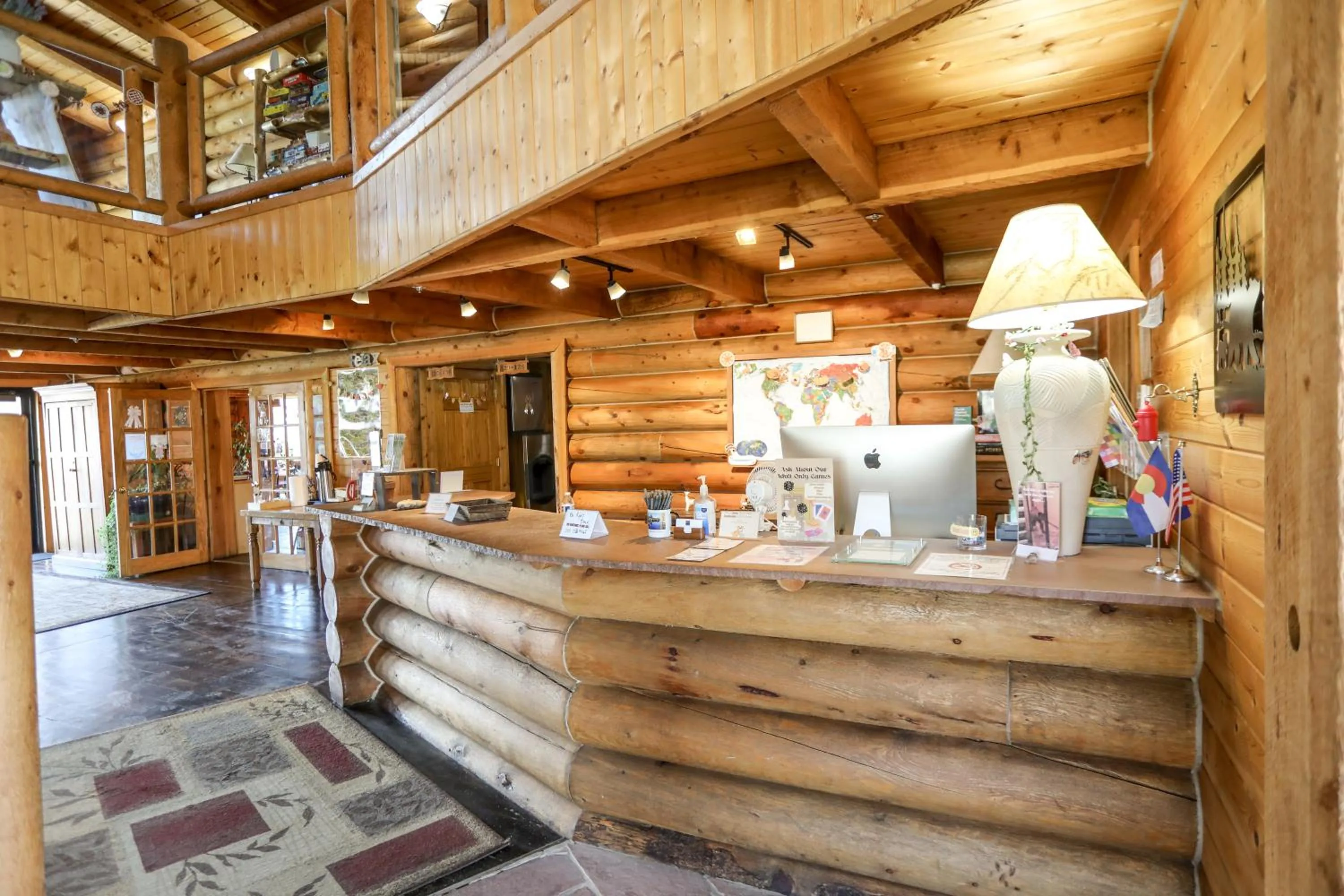 The Boulder Creek Lodge