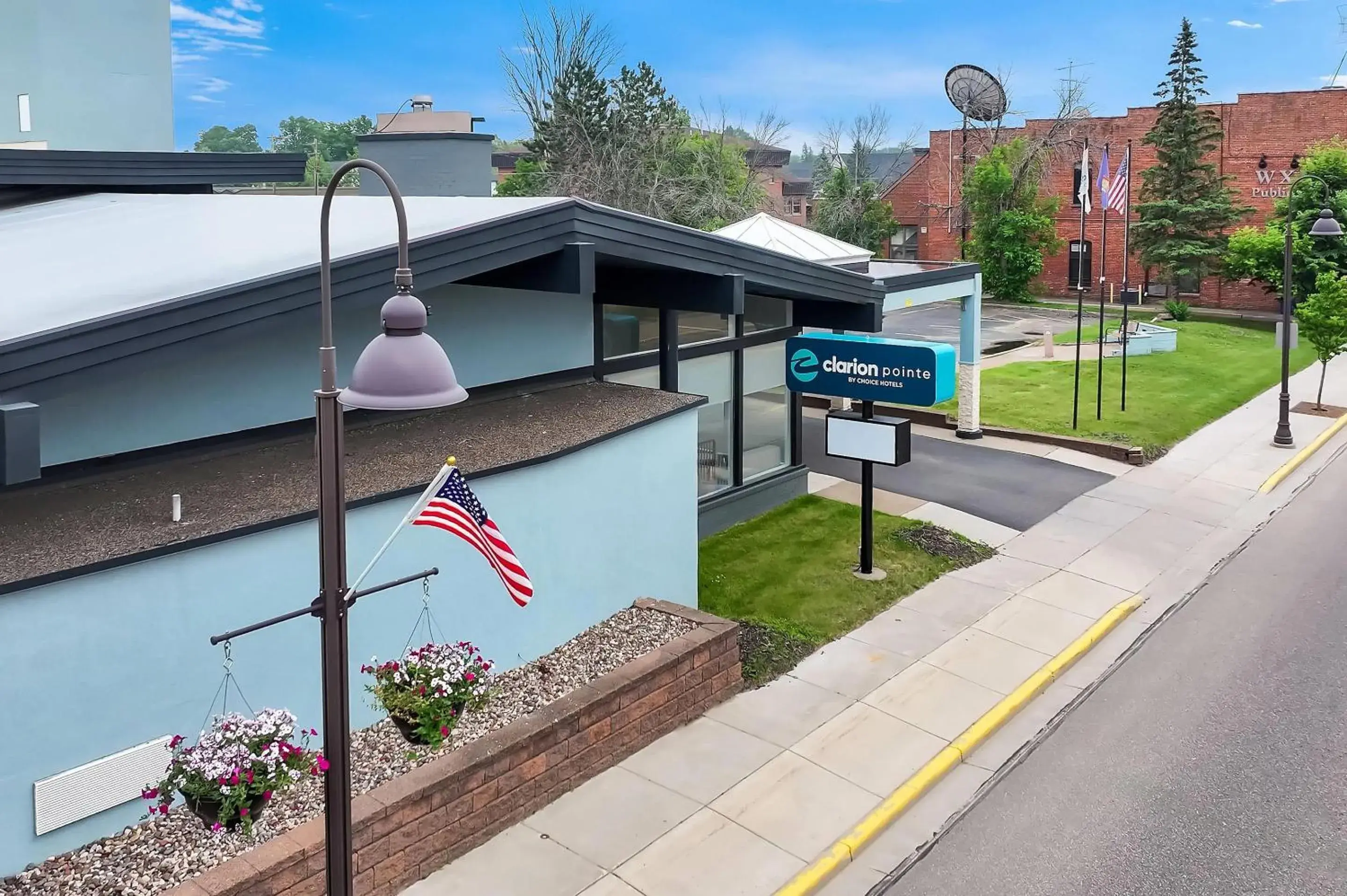 Property building in Clarion Pointe Rhinelander Downtown Property building in Clarion Pointe Rhinelander Downtown