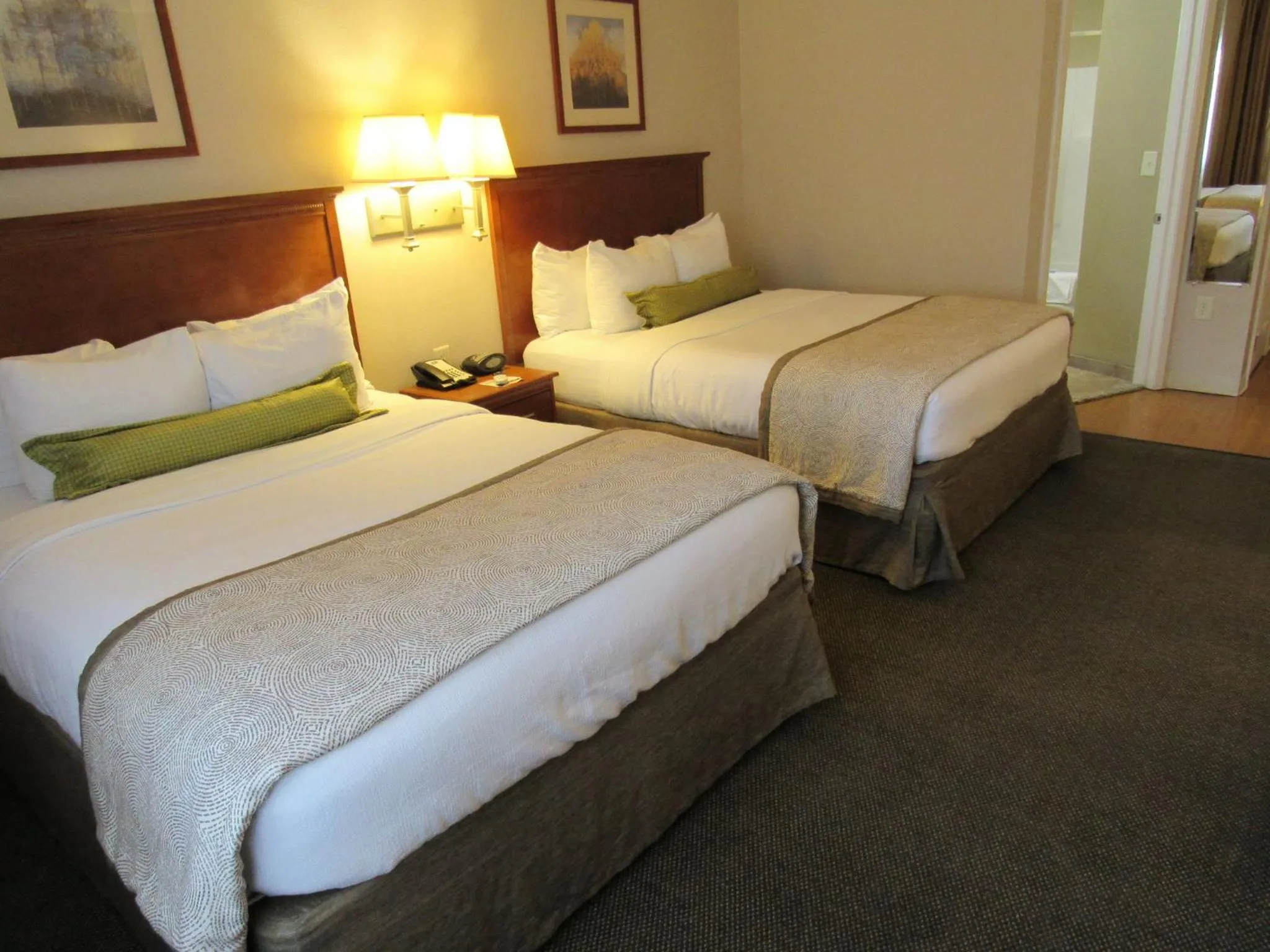 Photo of the whole room, Bed in Candlewood Suites Murfreesboro by IHG