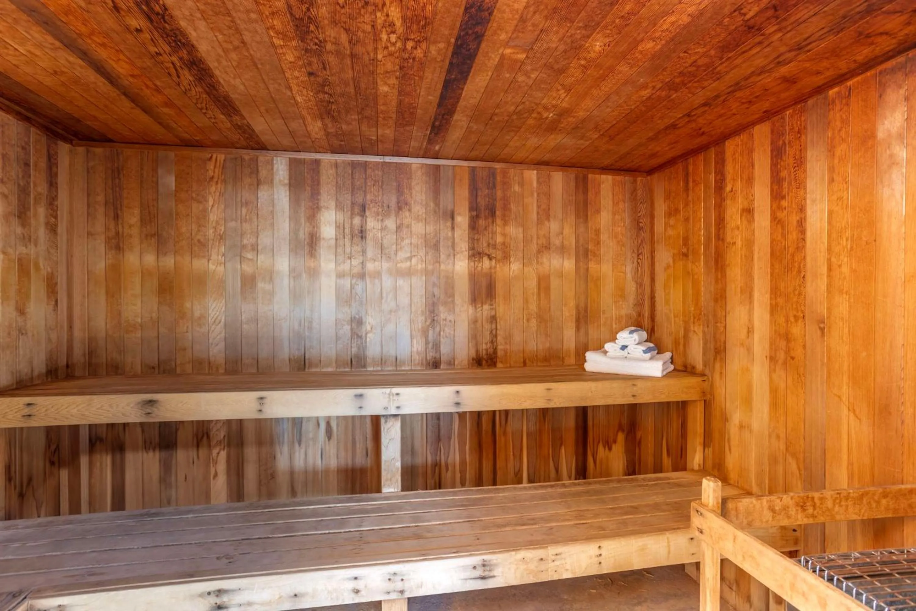 Spa and wellness centre/facilities in Best Western Inn at Blakeslee-Pocono