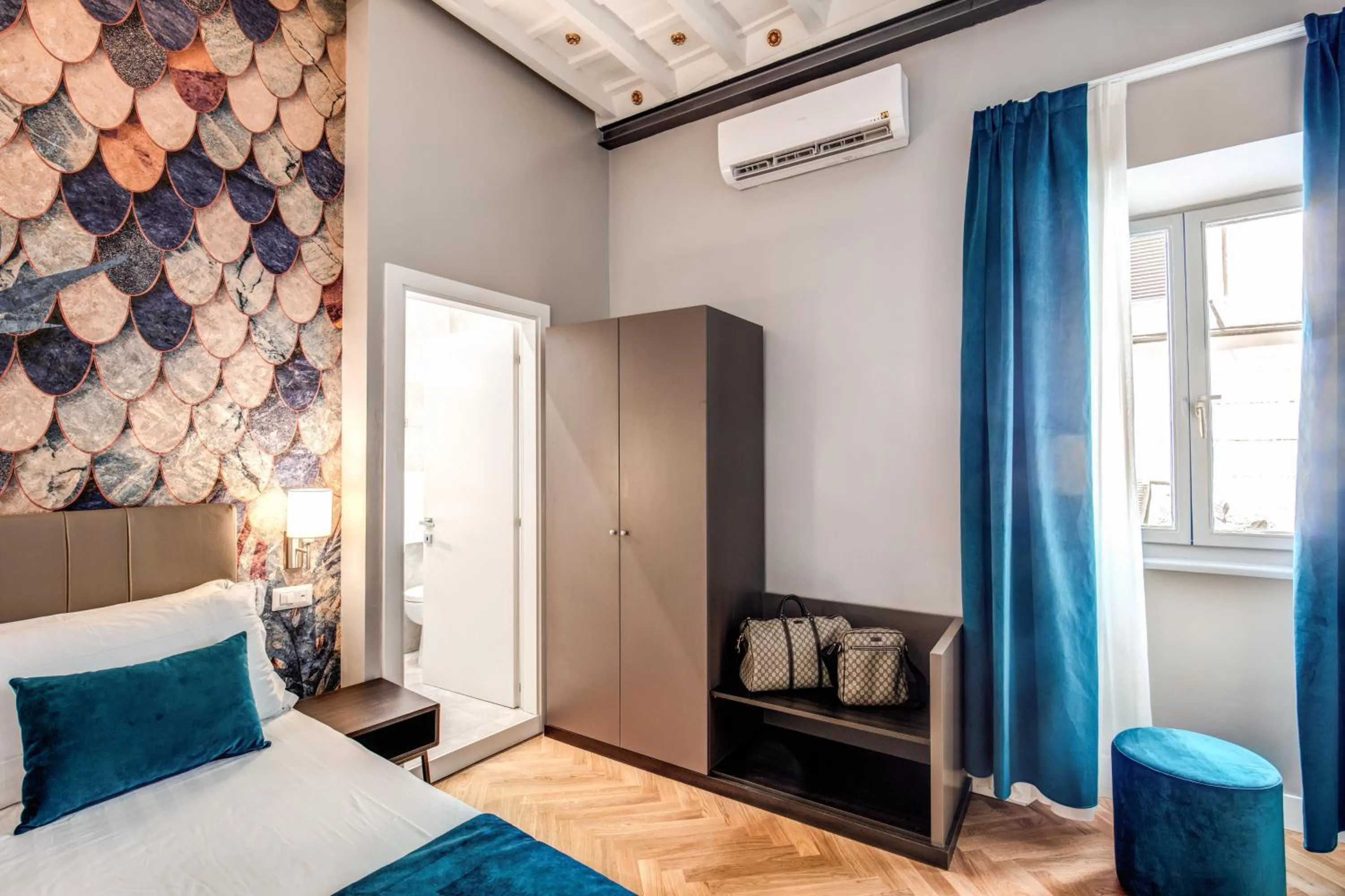 Bed in Maison d'Art Apartments - Maison d'Art Collection