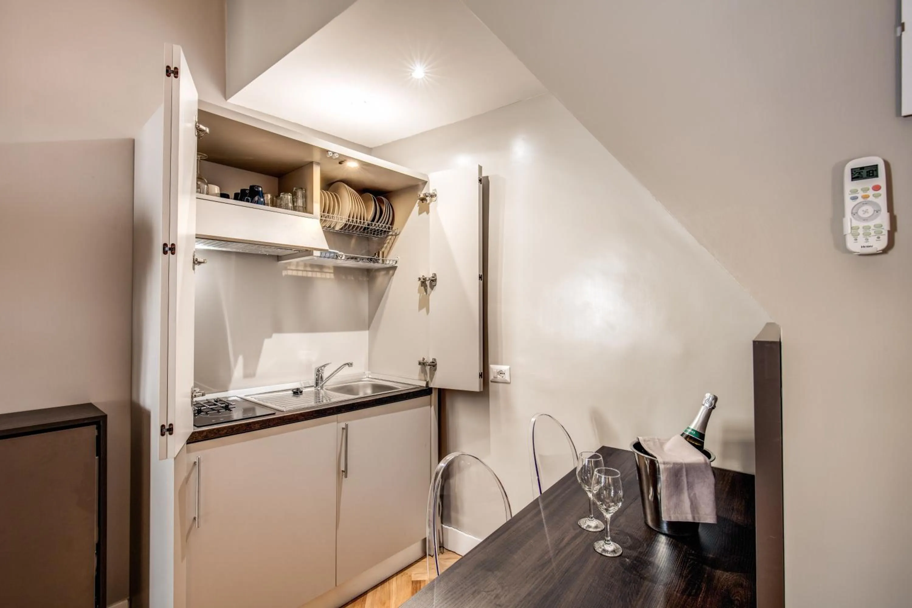 Kitchen or kitchenette in Maison d'Art Apartments - Maison d'Art Collection