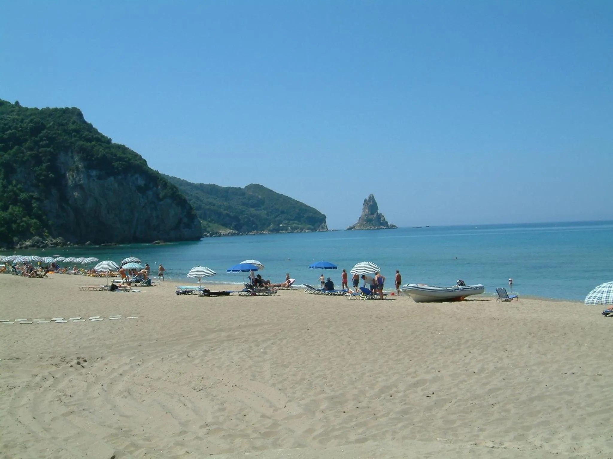 Neighbourhood in Holiday Apartments yannis on Agios Gordios beach in Corfu