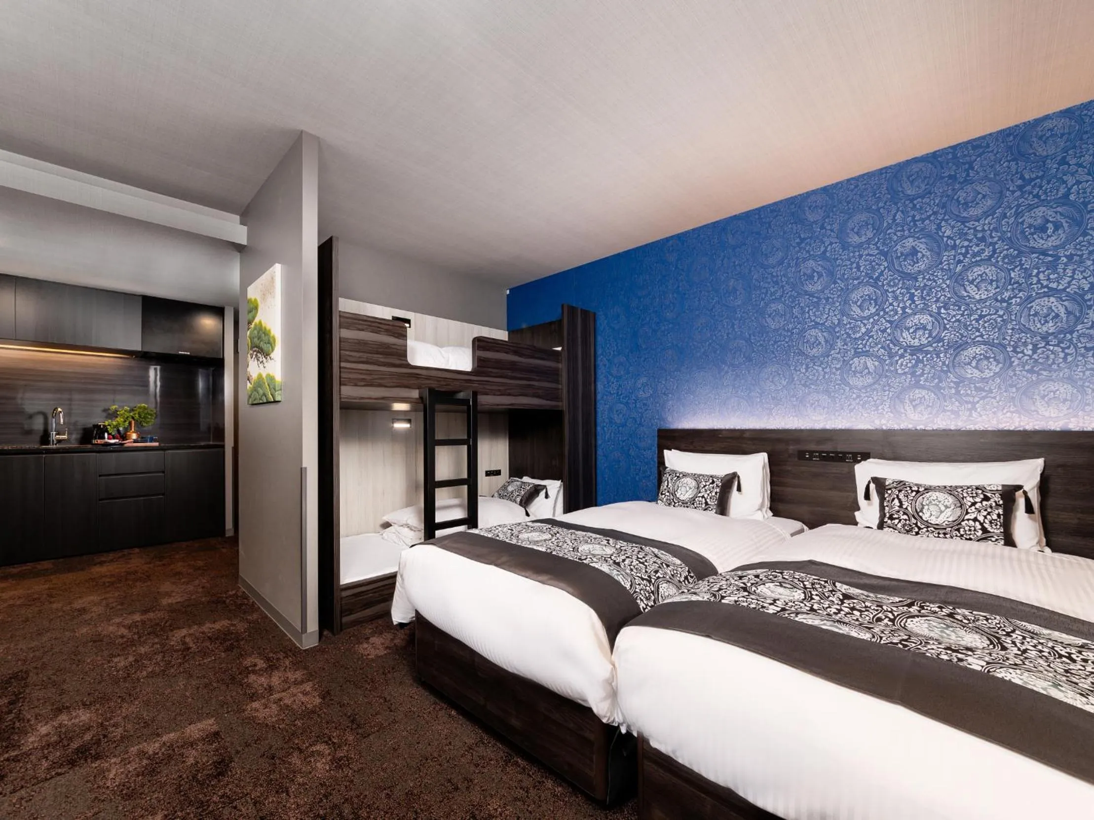 Bed in MIMARU Tokyo Ginza East