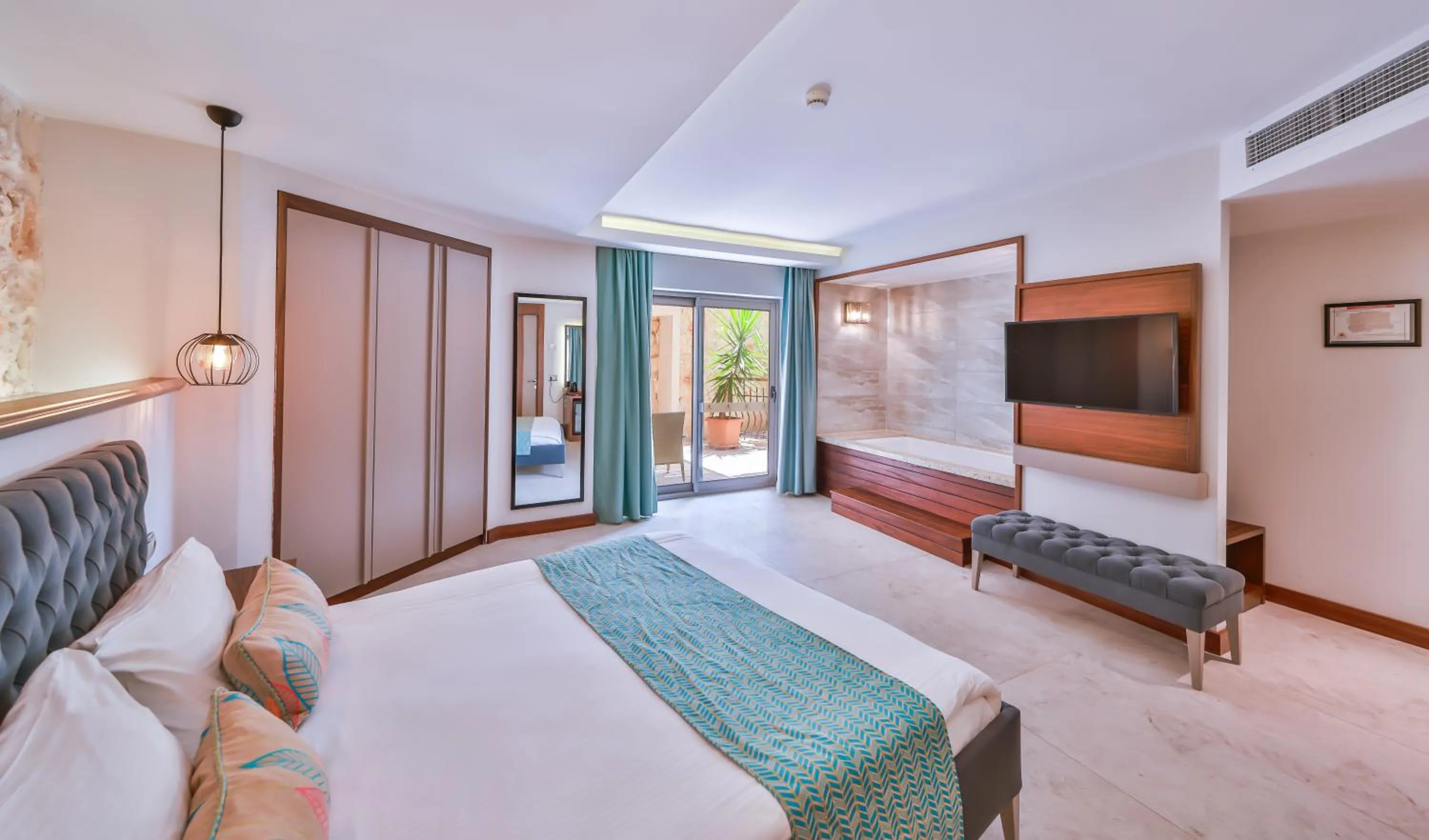 Photo of the whole room in Molino Hotel