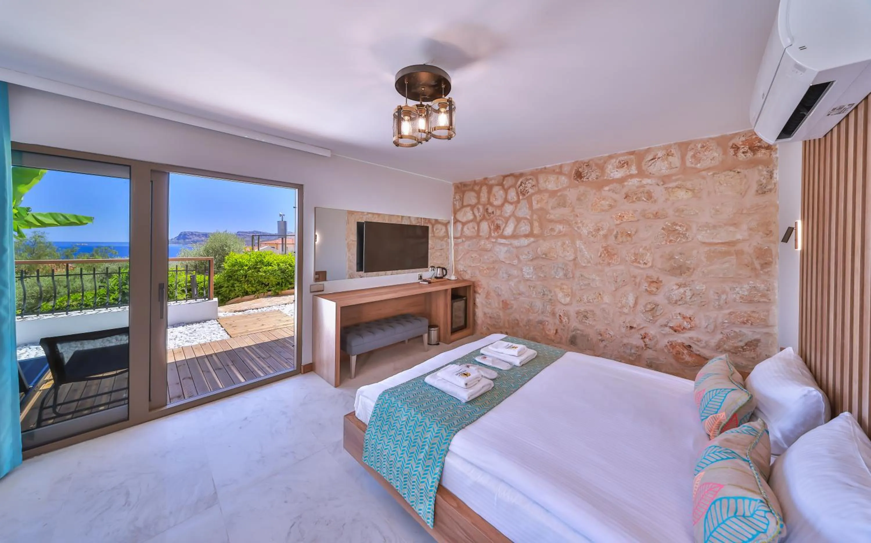 Photo of the whole room in Molino Hotel