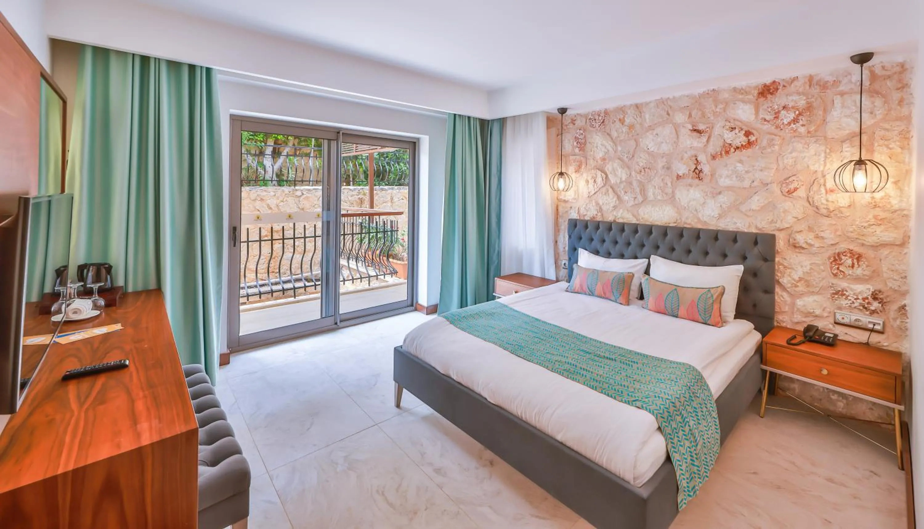 Photo of the whole room in Molino Hotel