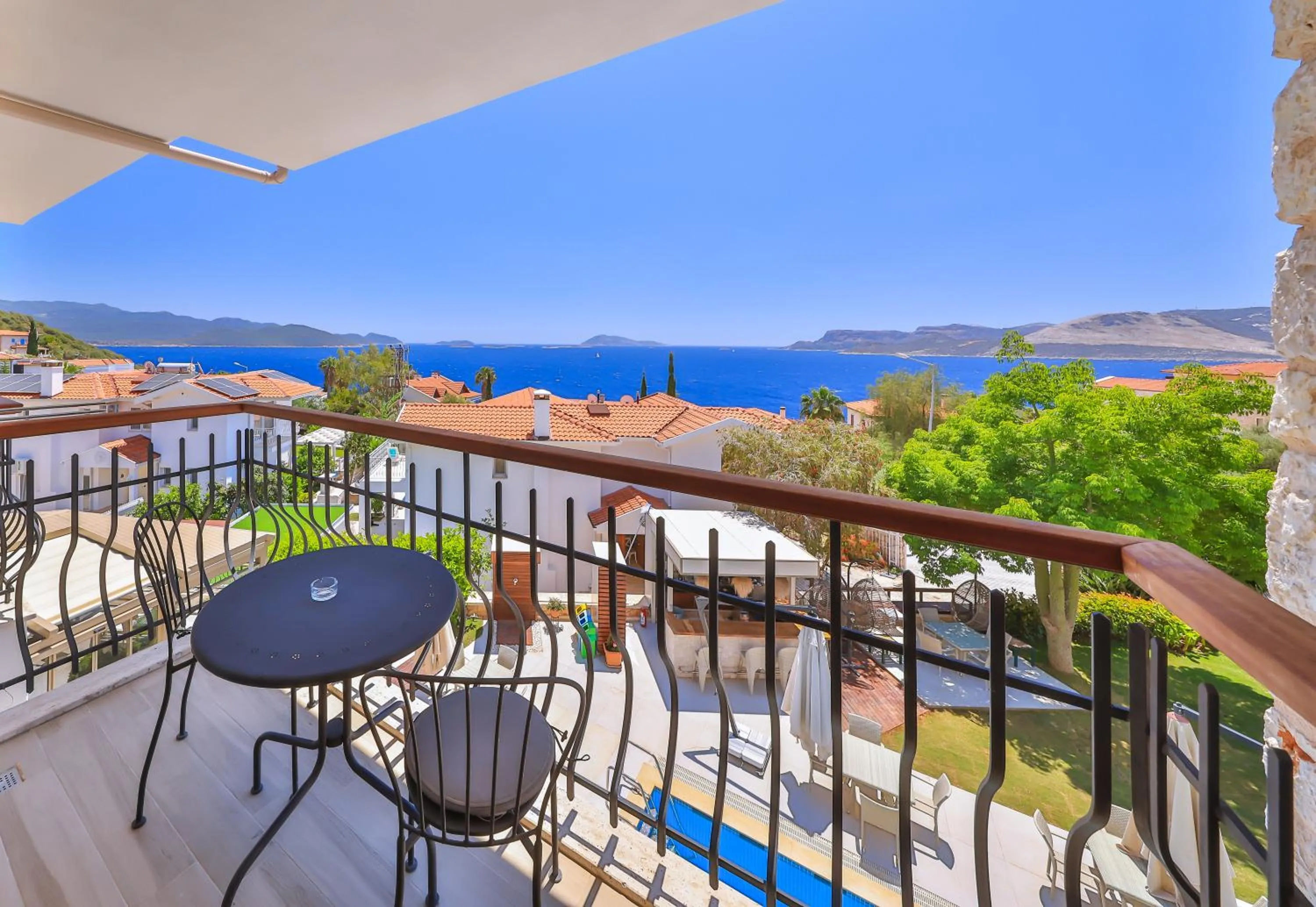 Balcony/Terrace in Molino Hotel