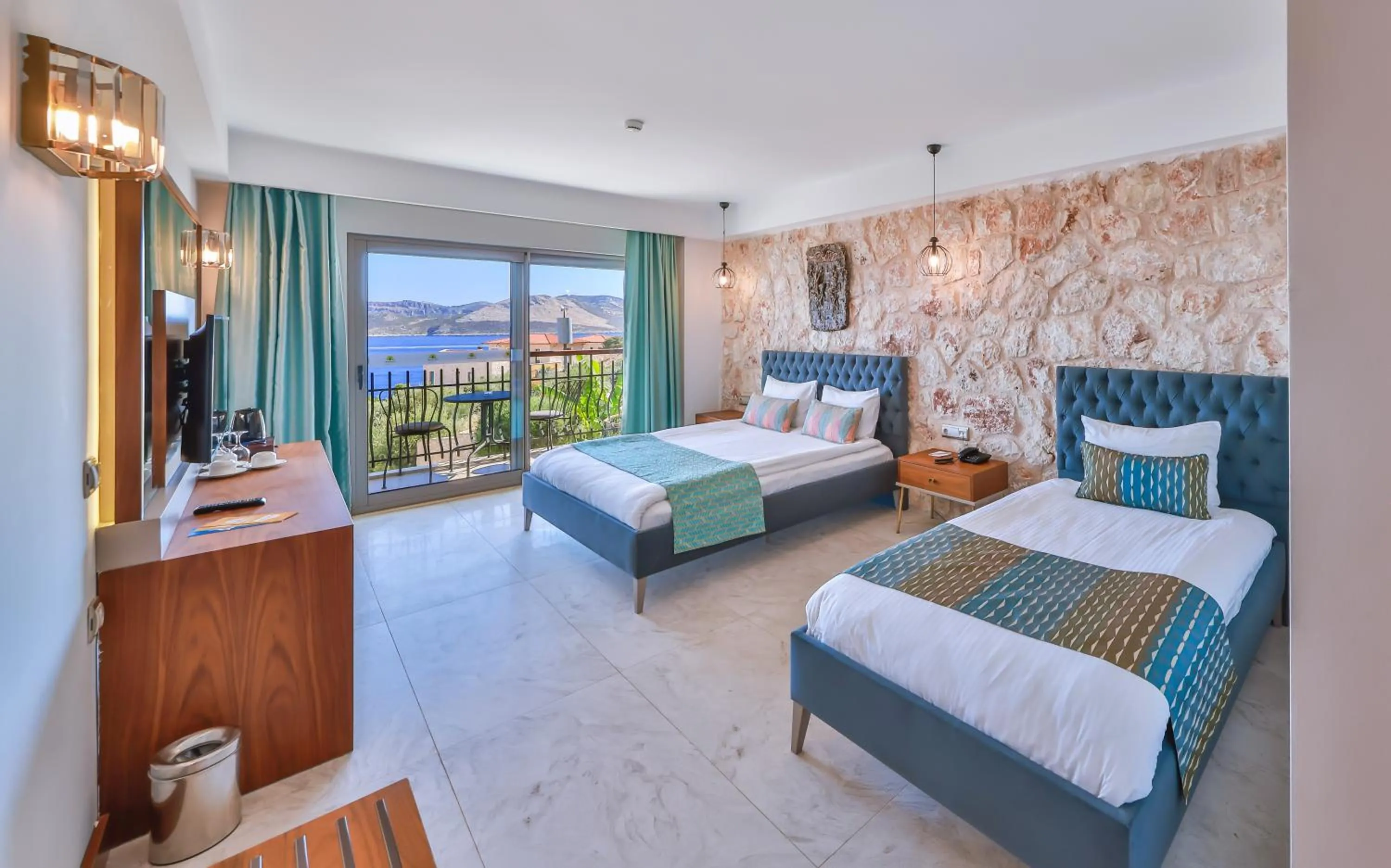 Photo of the whole room in Molino Hotel