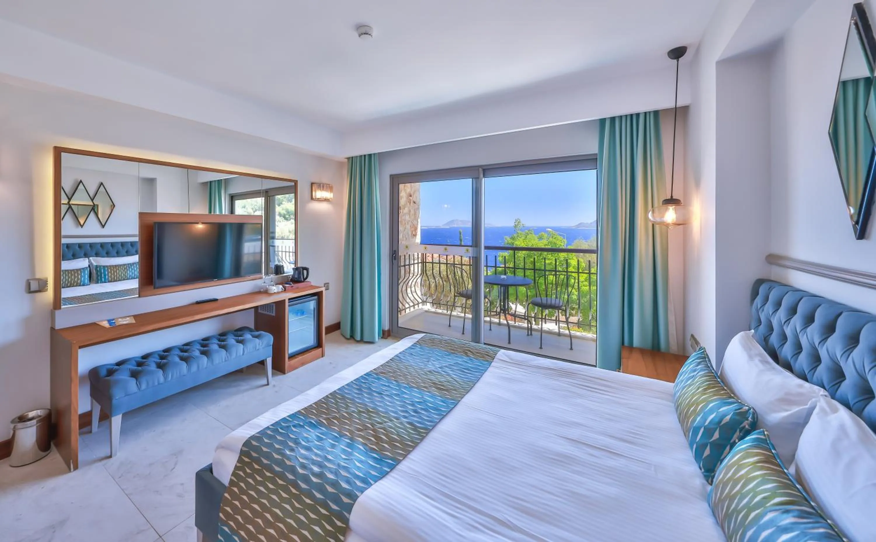 Photo of the whole room in Molino Hotel