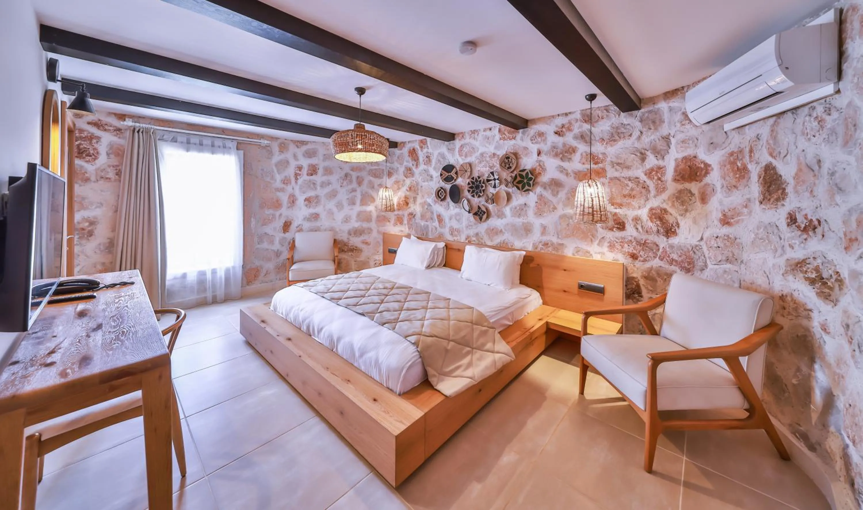 Bedroom in Molino Hotel