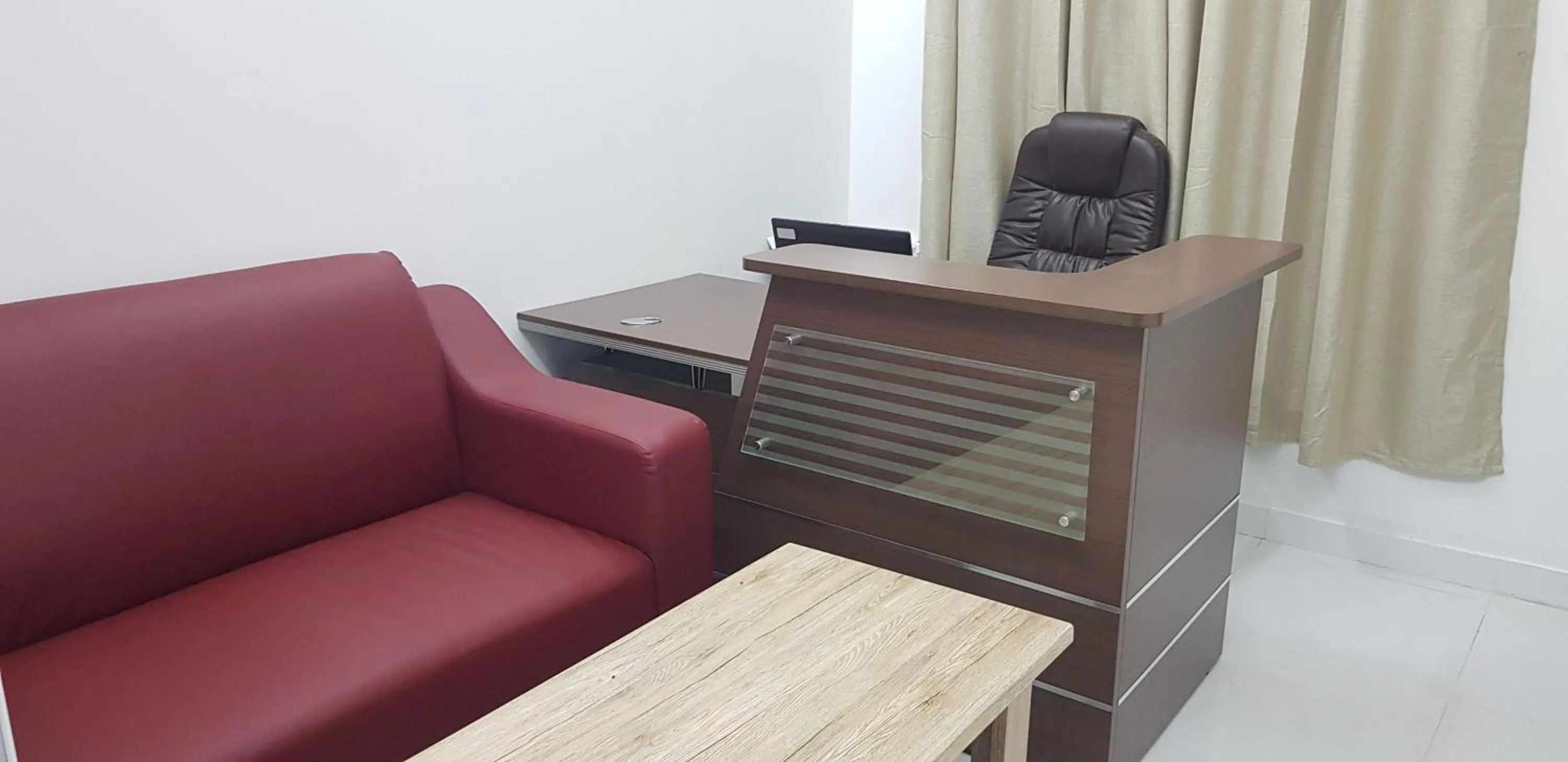 Lobby or reception in Duqm Suites