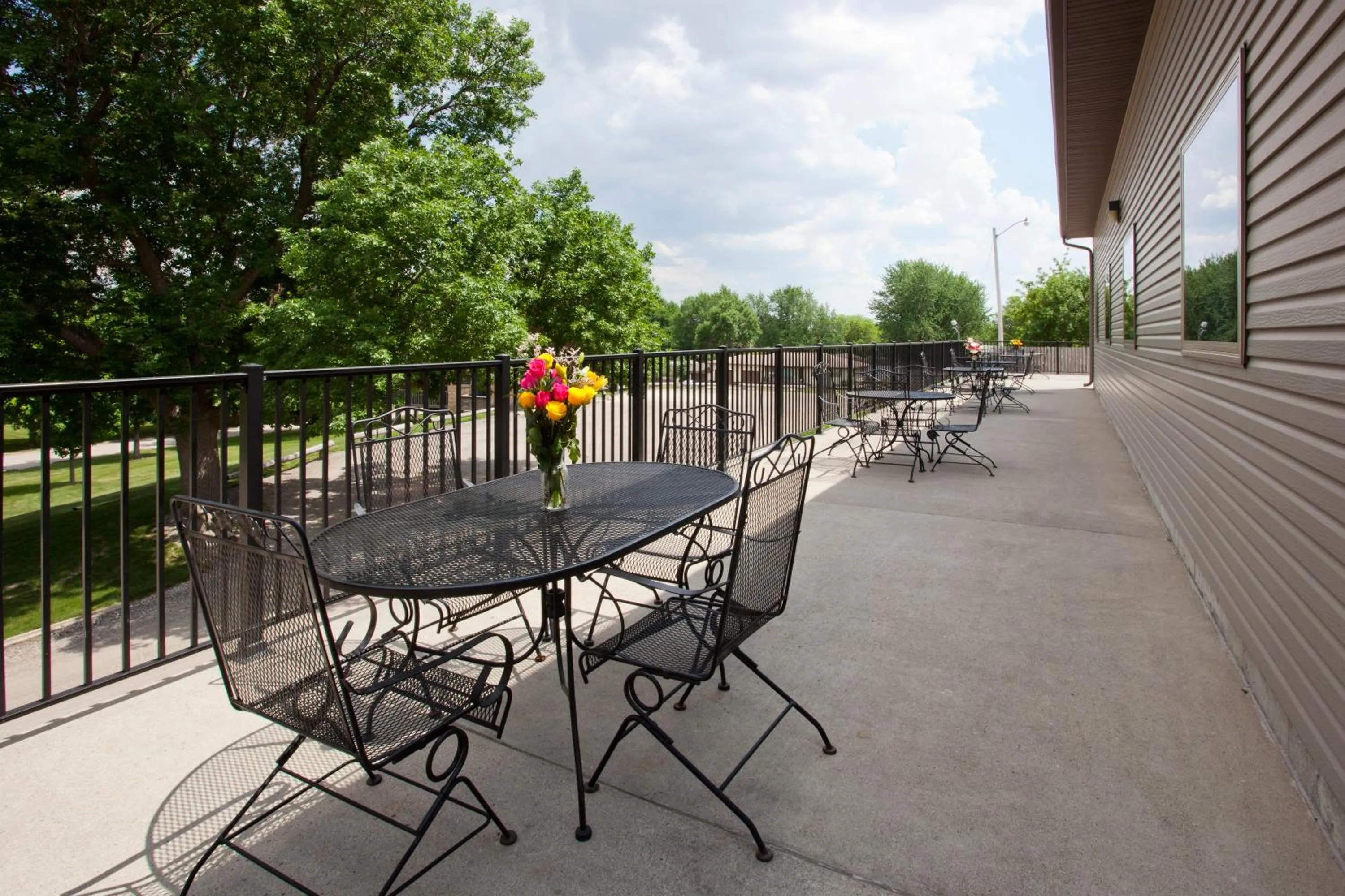 Patio in Carrollton Hotel