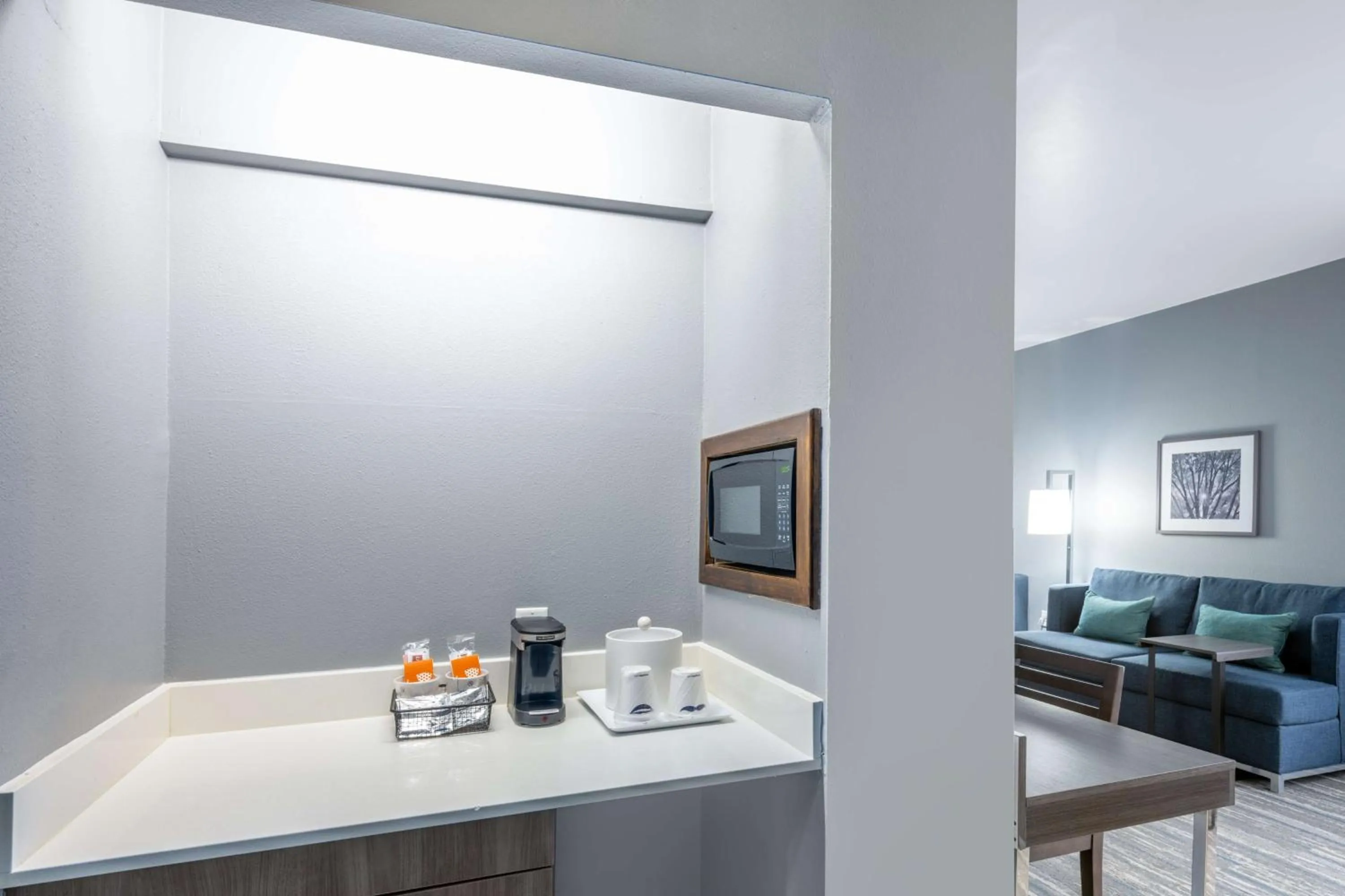 Living room in Hampton Inn Sanford